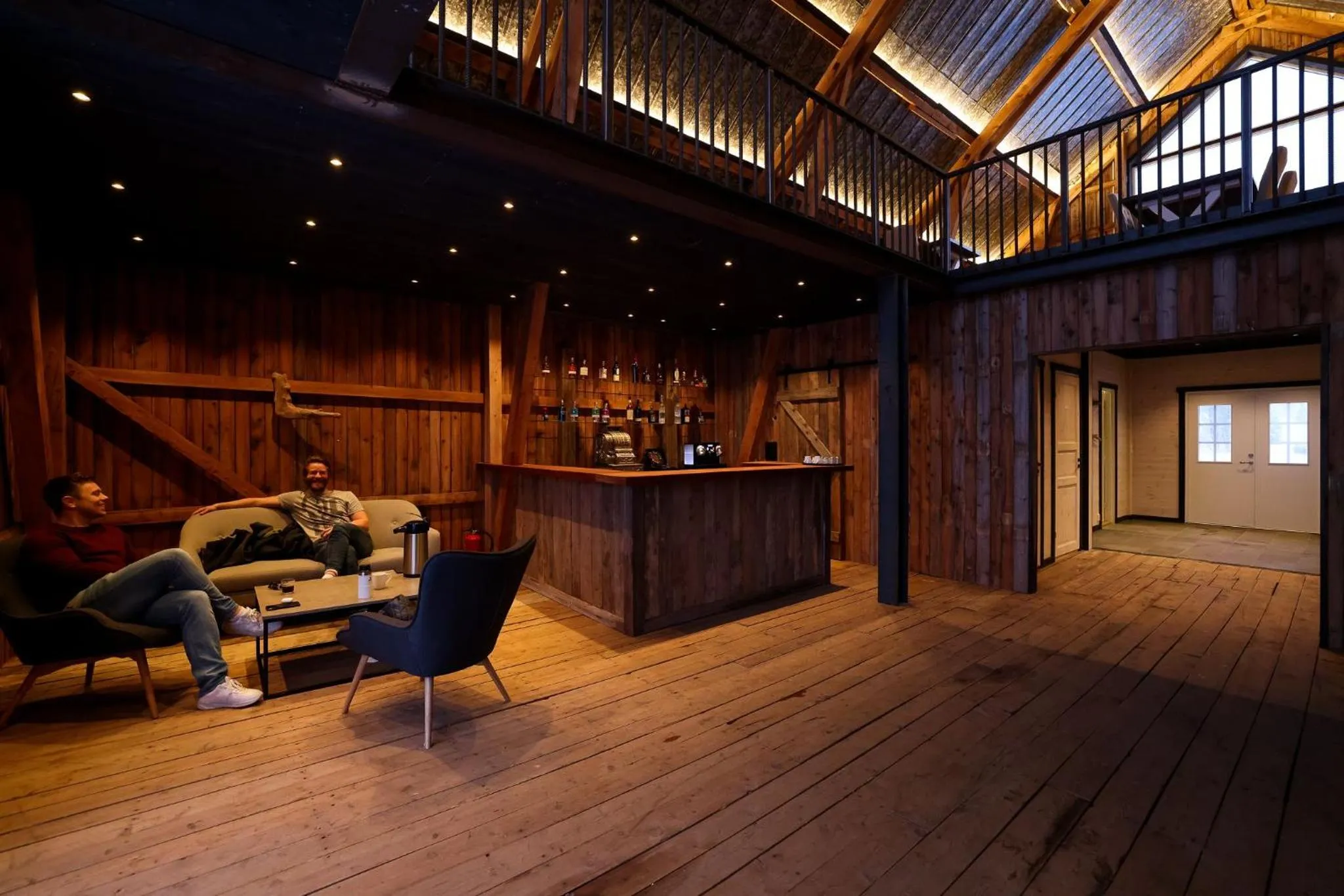 Restaurant/places to eat in Aurora Borealis Observatory