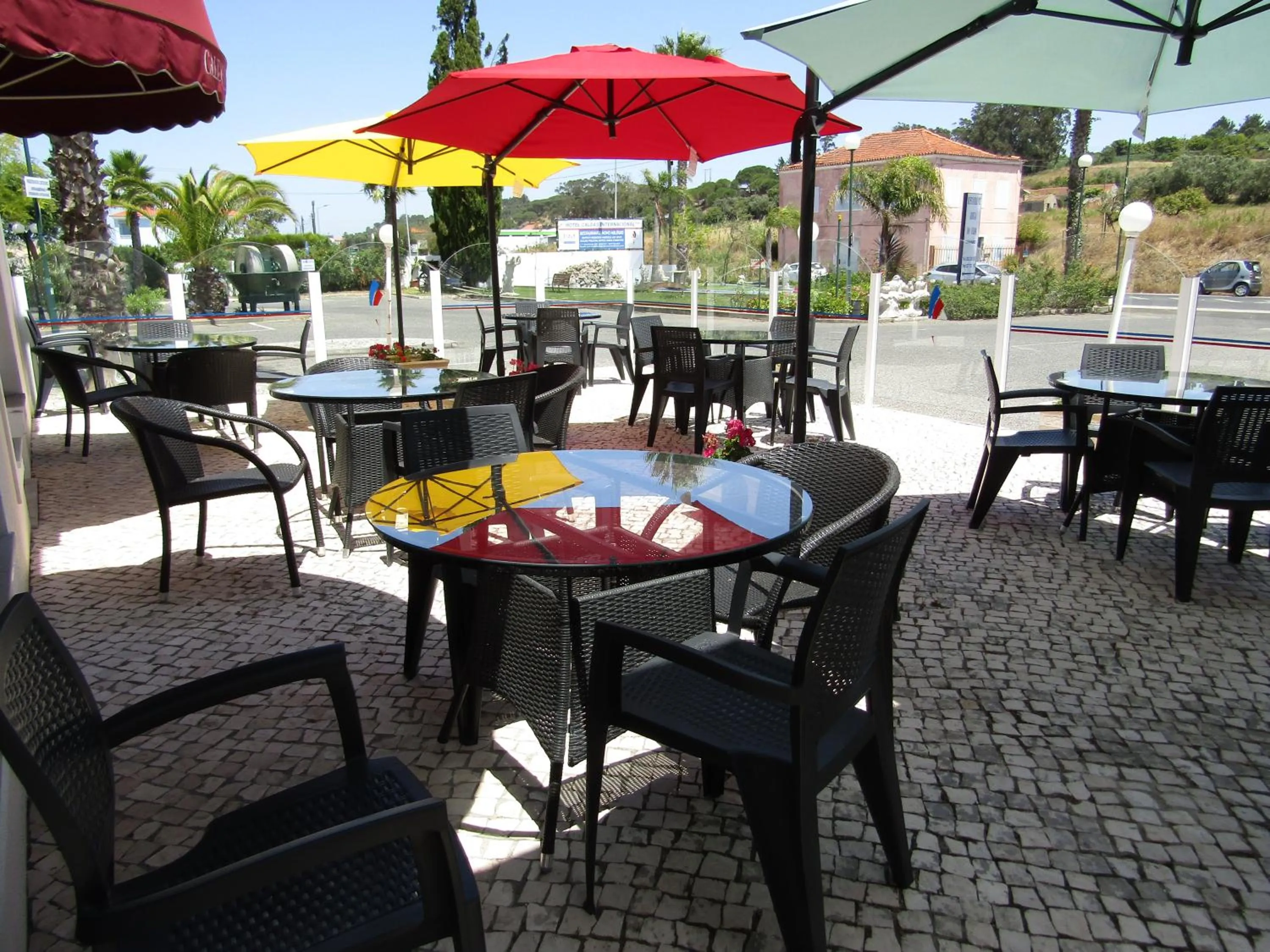 Patio in Hotel Caldas Internacional