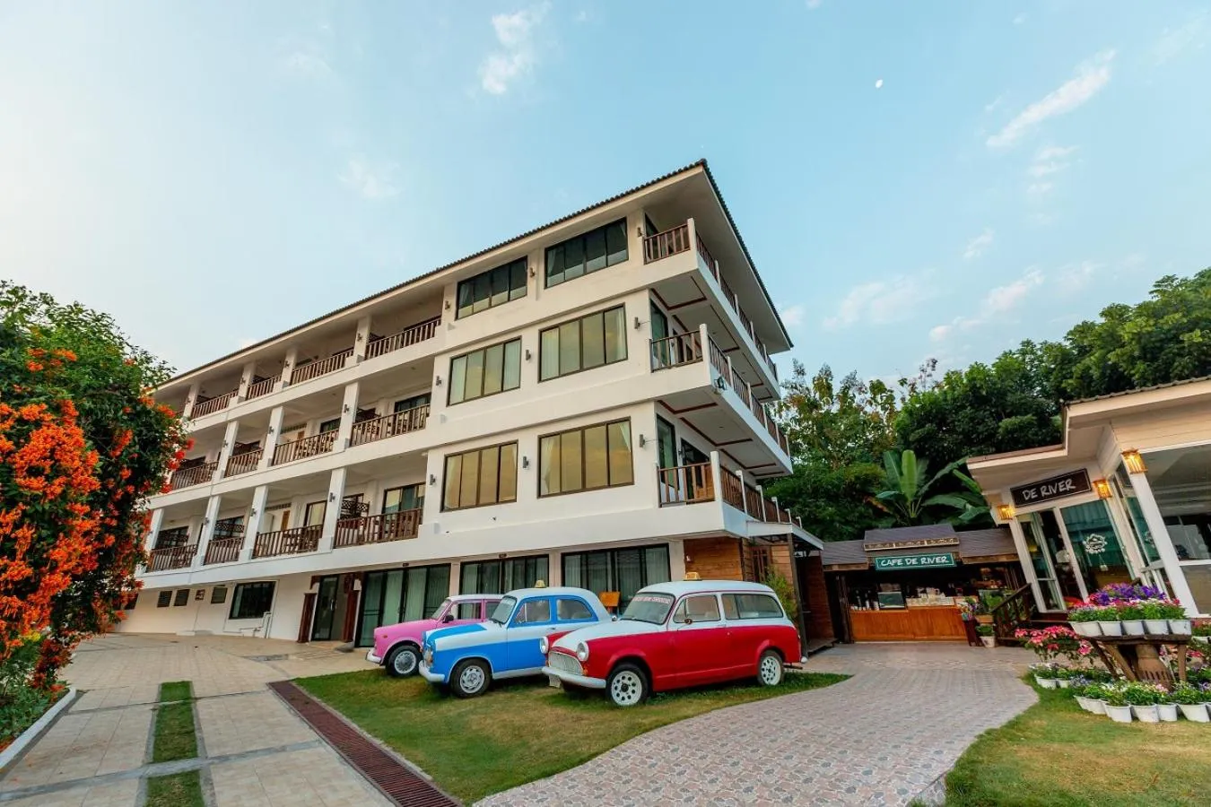 Property building in Chiangkhan River Mountain Resort