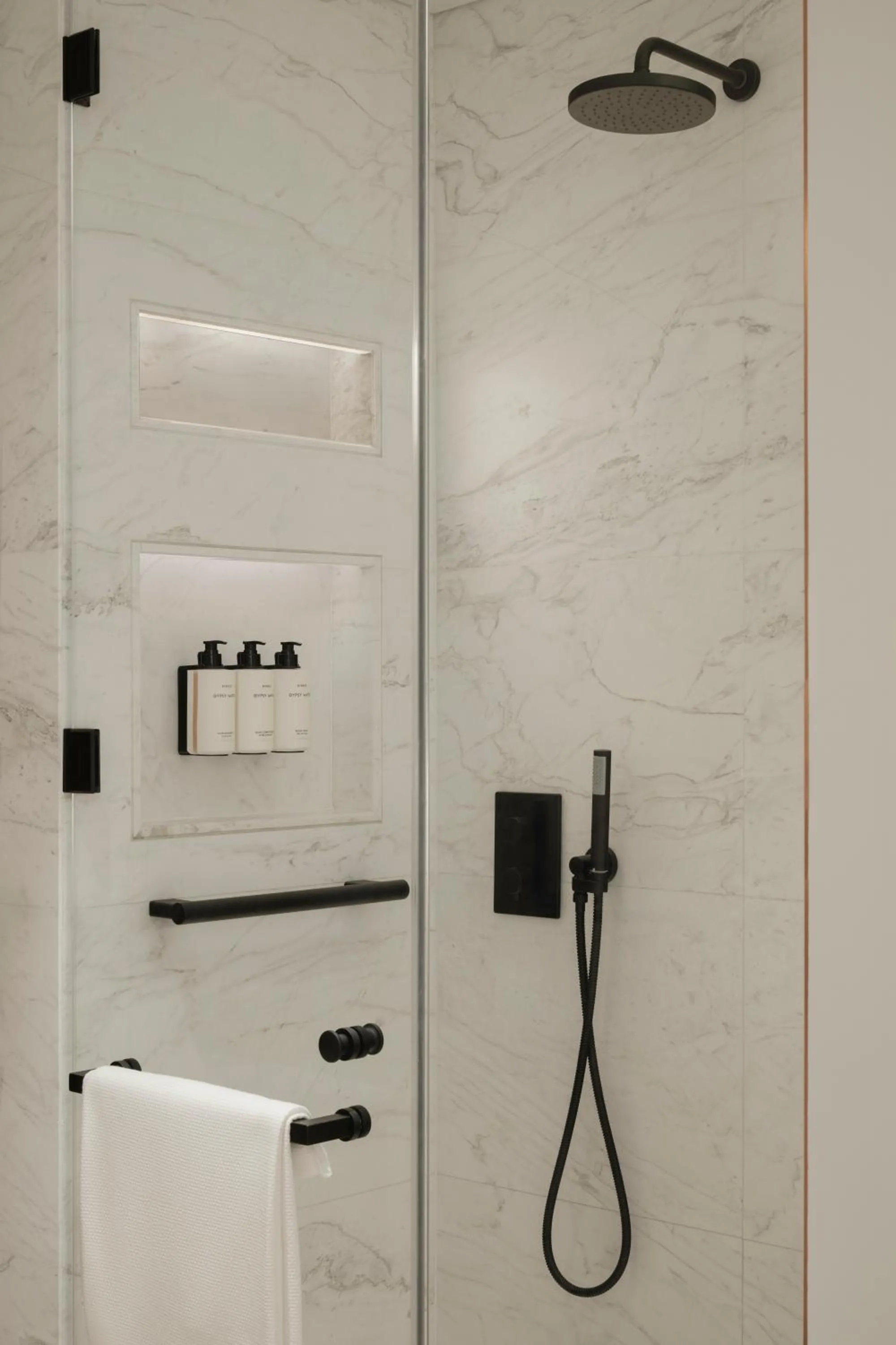 Bathroom in Delano Dubai at Bluewaters