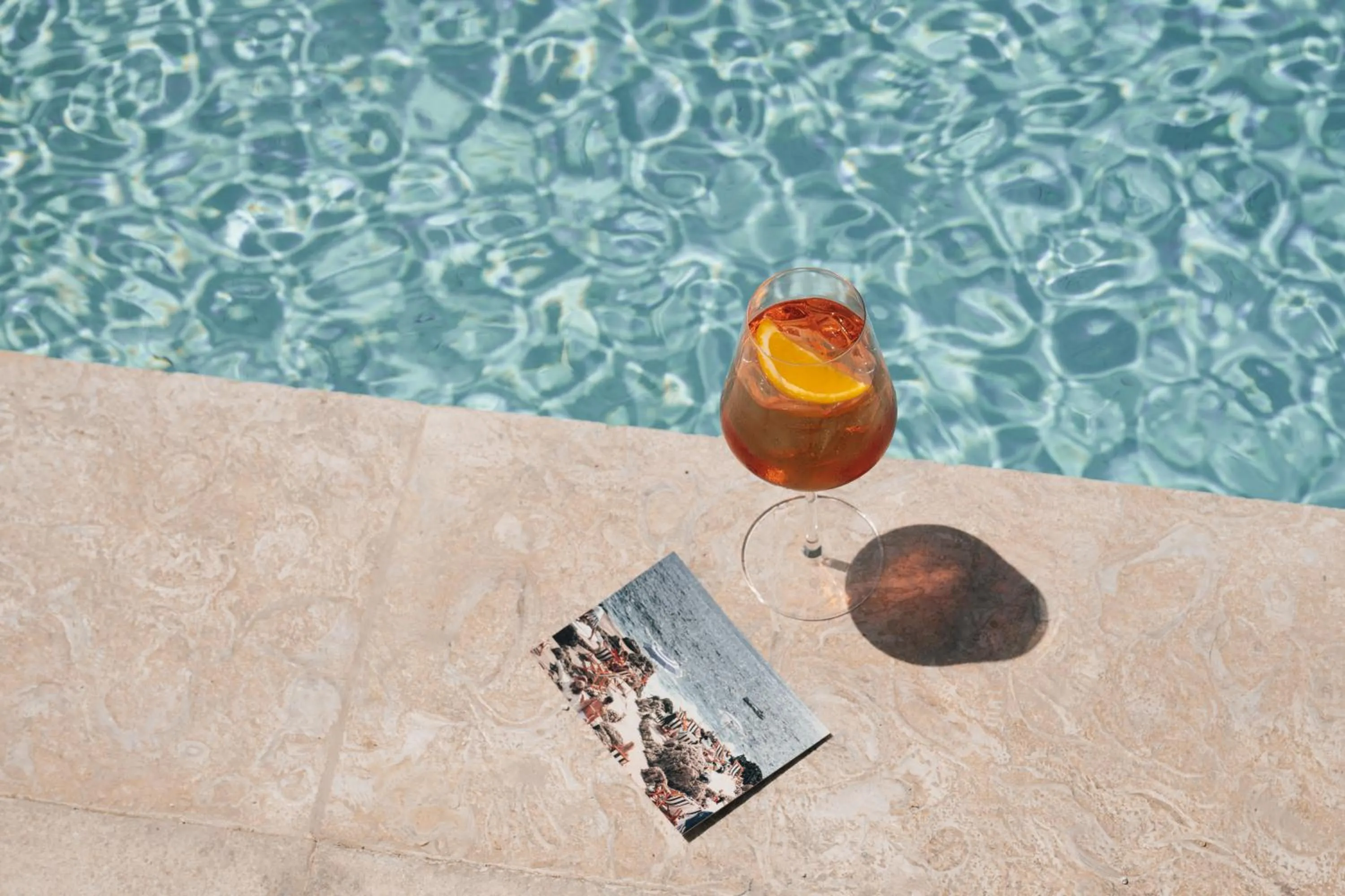 Restaurant/places to eat in Delano Dubai at Bluewaters