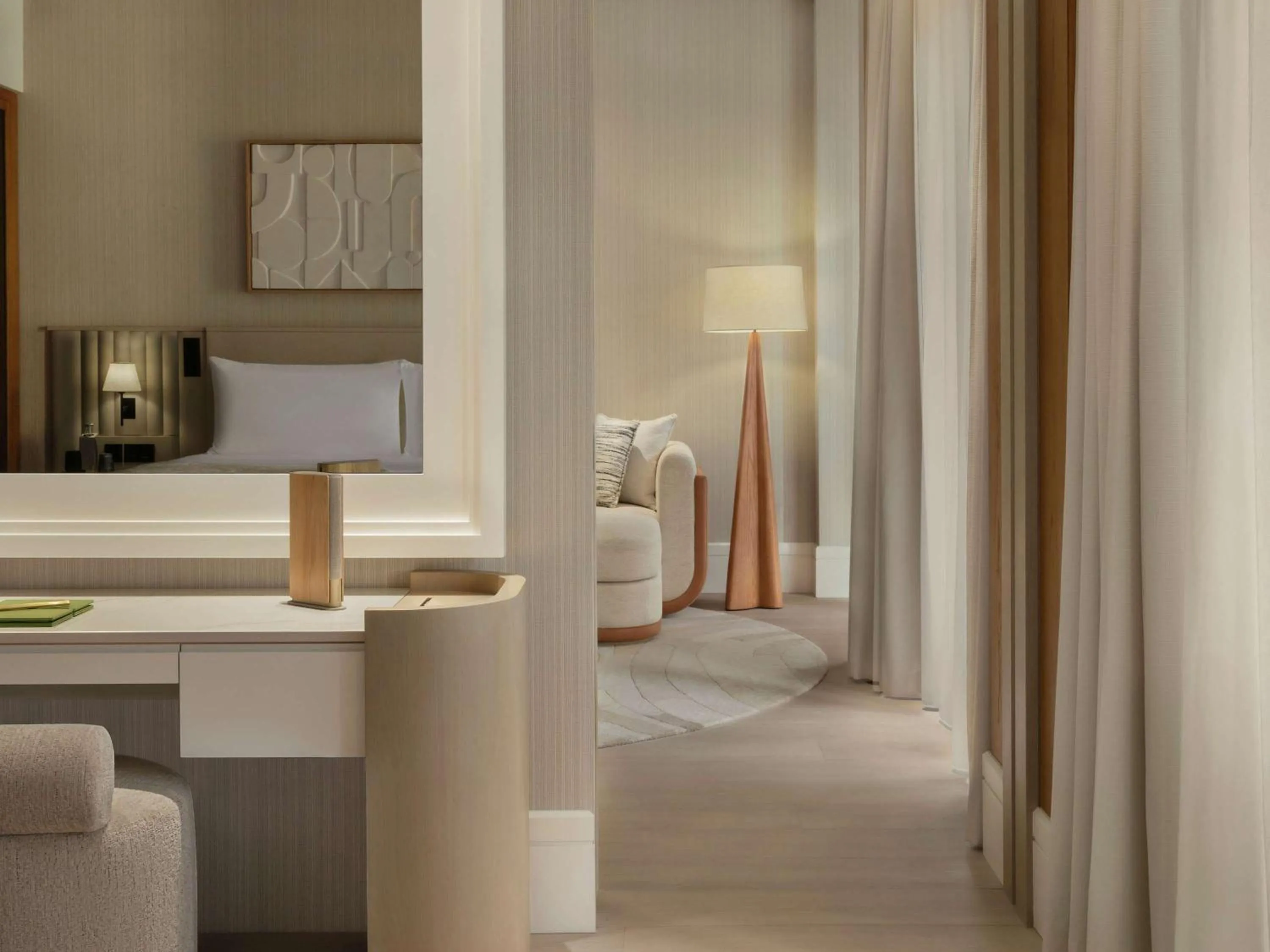 Bedroom, Bed in Caesars Palace Dubai