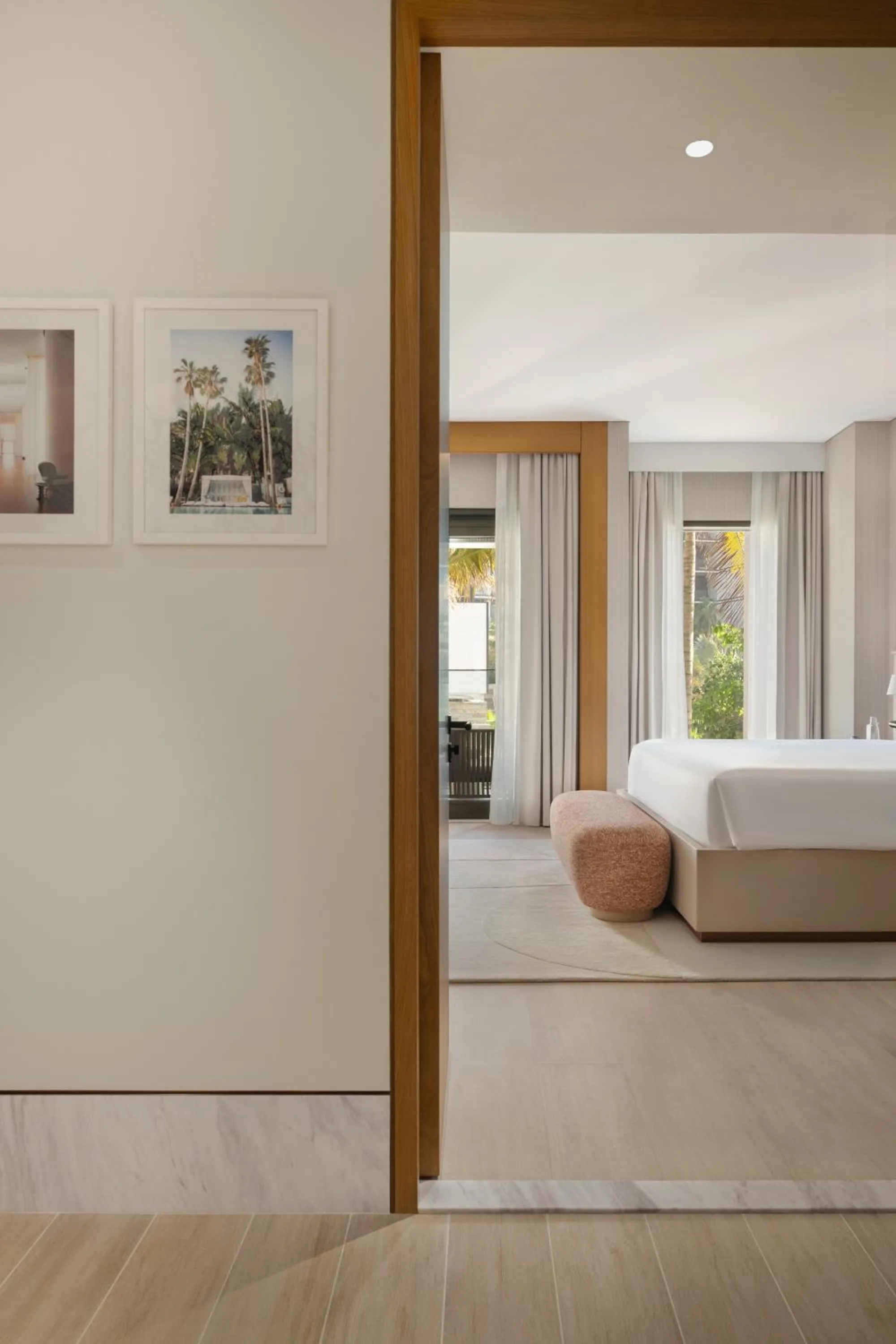 View (from property/room), Bed in Delano Dubai at Bluewaters