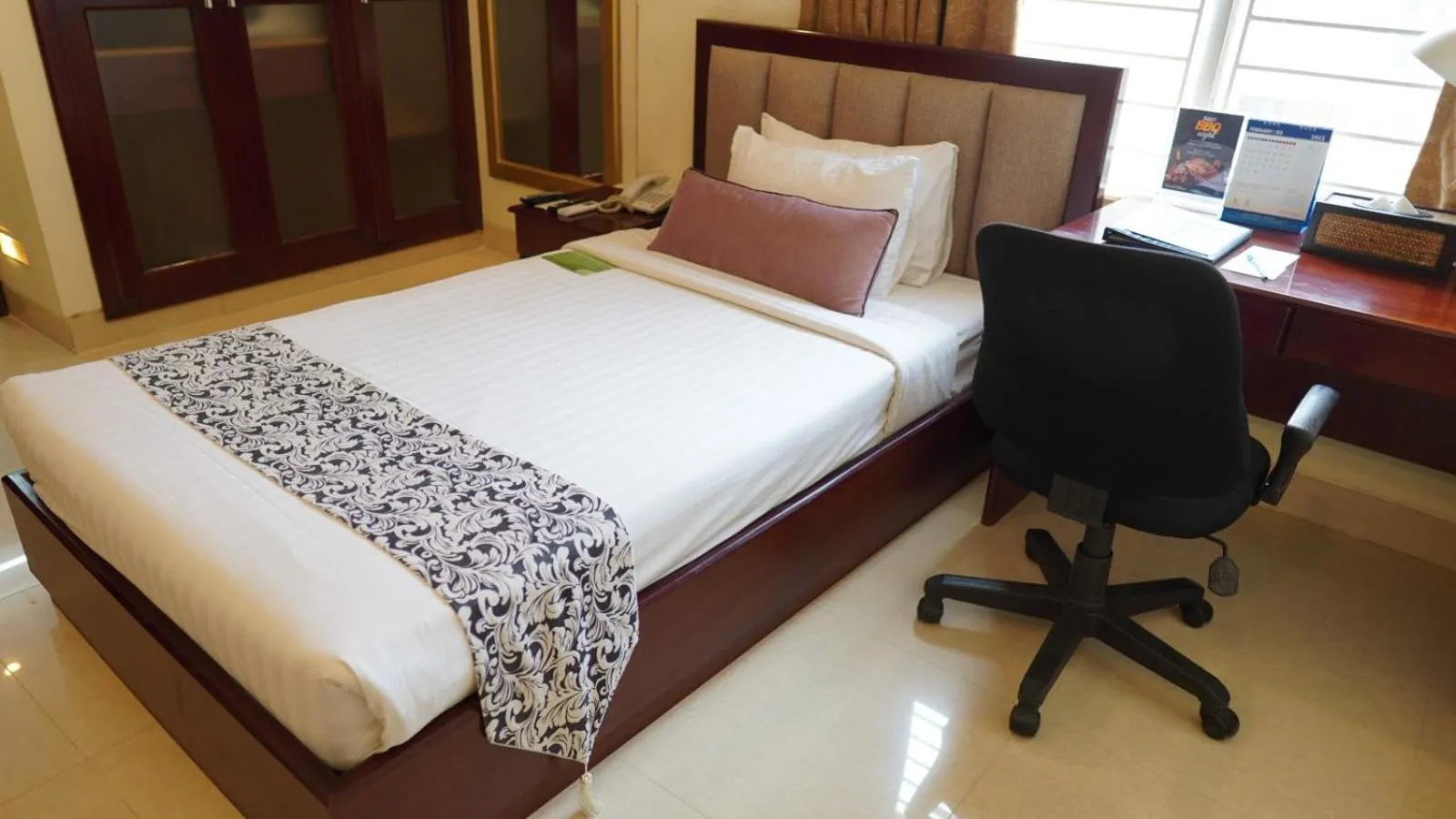 Bed in Ascott The Residence - Baridhara, Dhaka