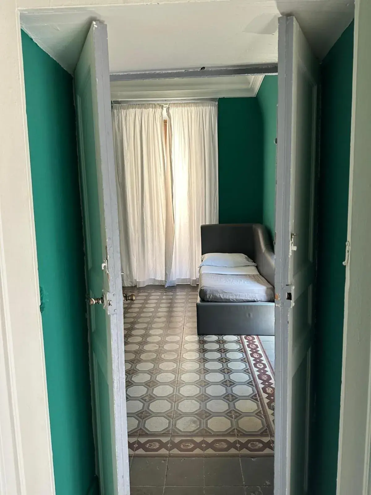 Photo of the whole room in Agatha Cosy Photo of the whole room in Agatha Cosy