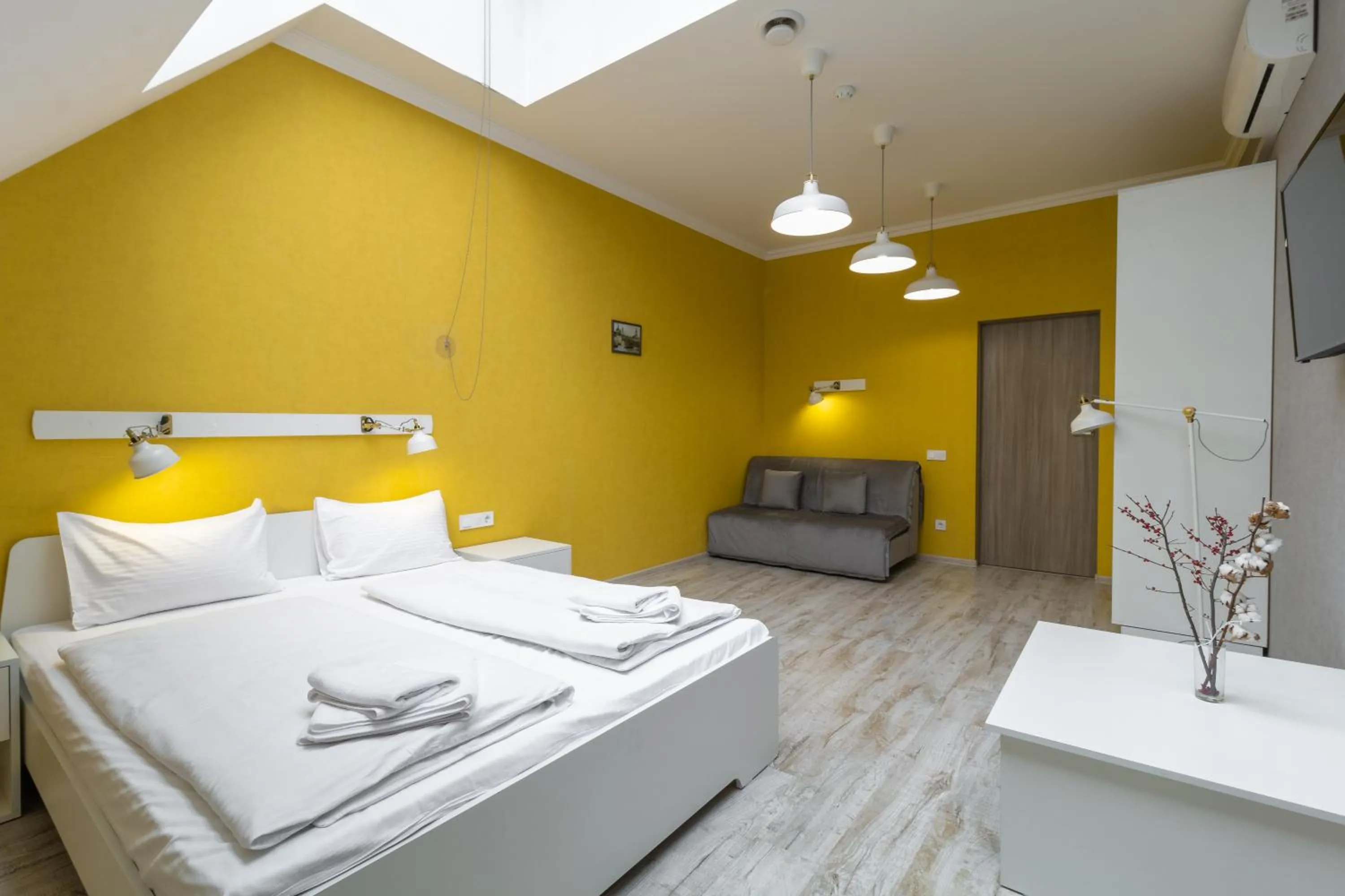 Photo of the whole room, Bed in Opera Passage Hotel & Apartments