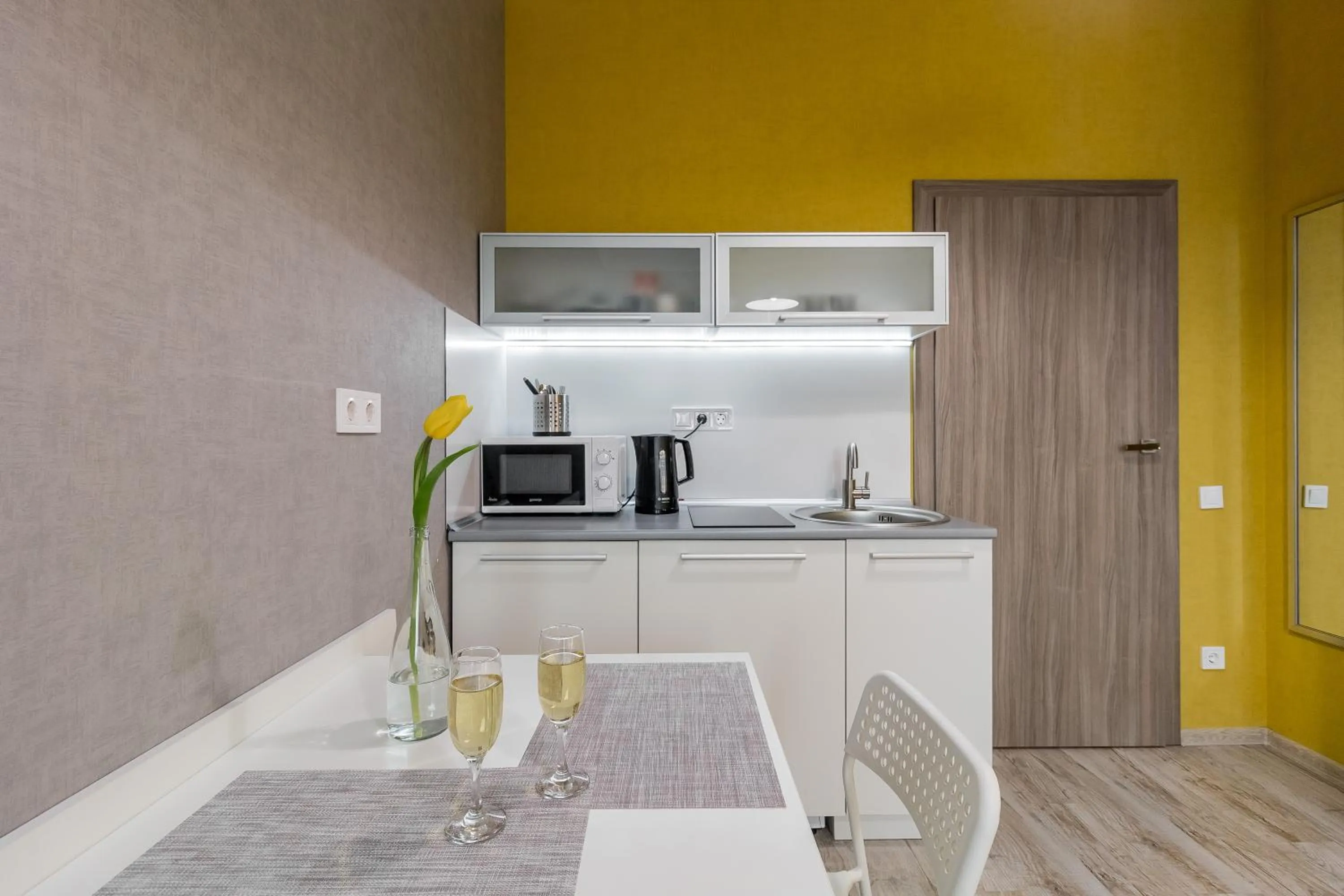 Coffee/tea facilities in Opera Passage Hotel & Apartments