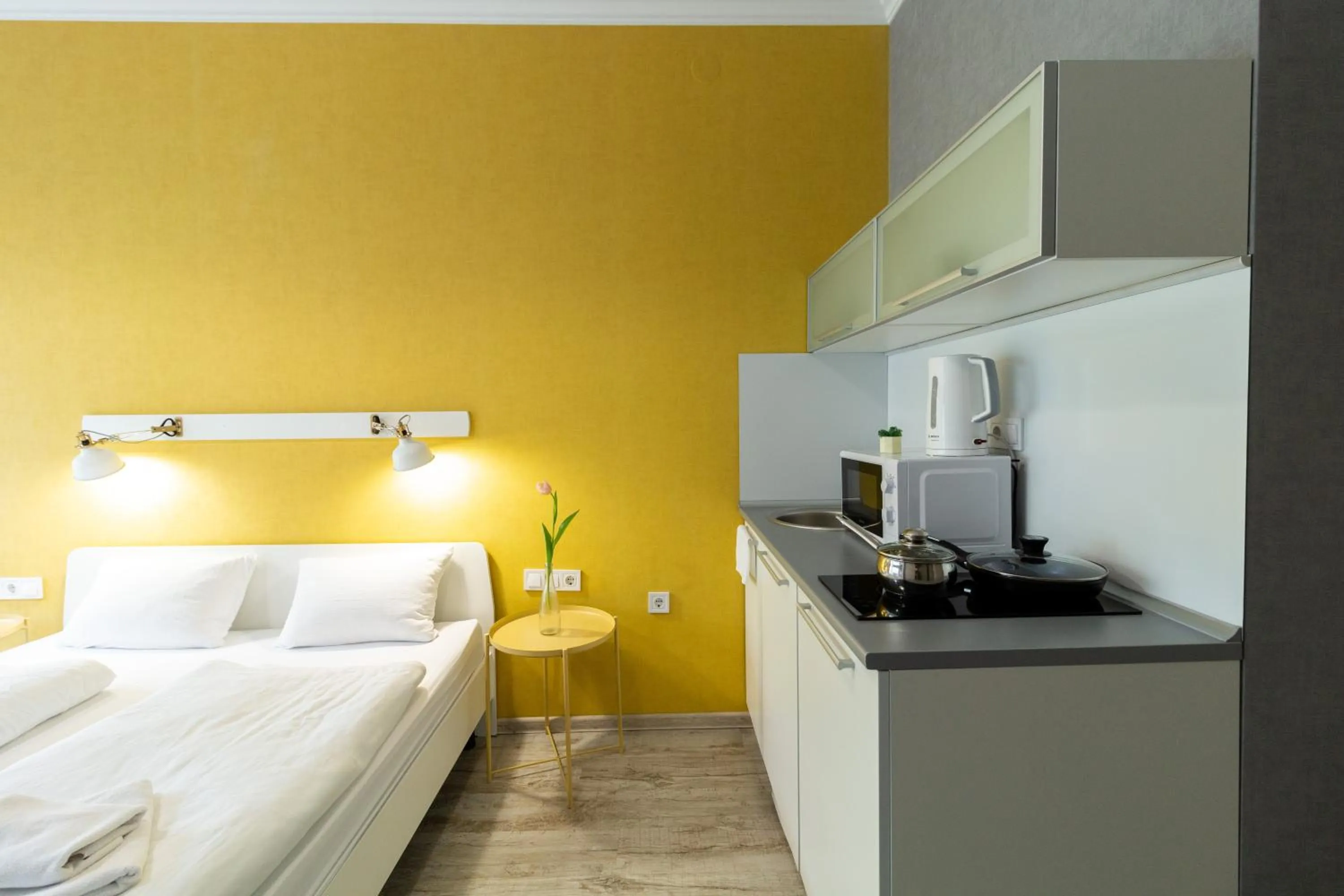 Bed in Opera Passage Hotel & Apartments