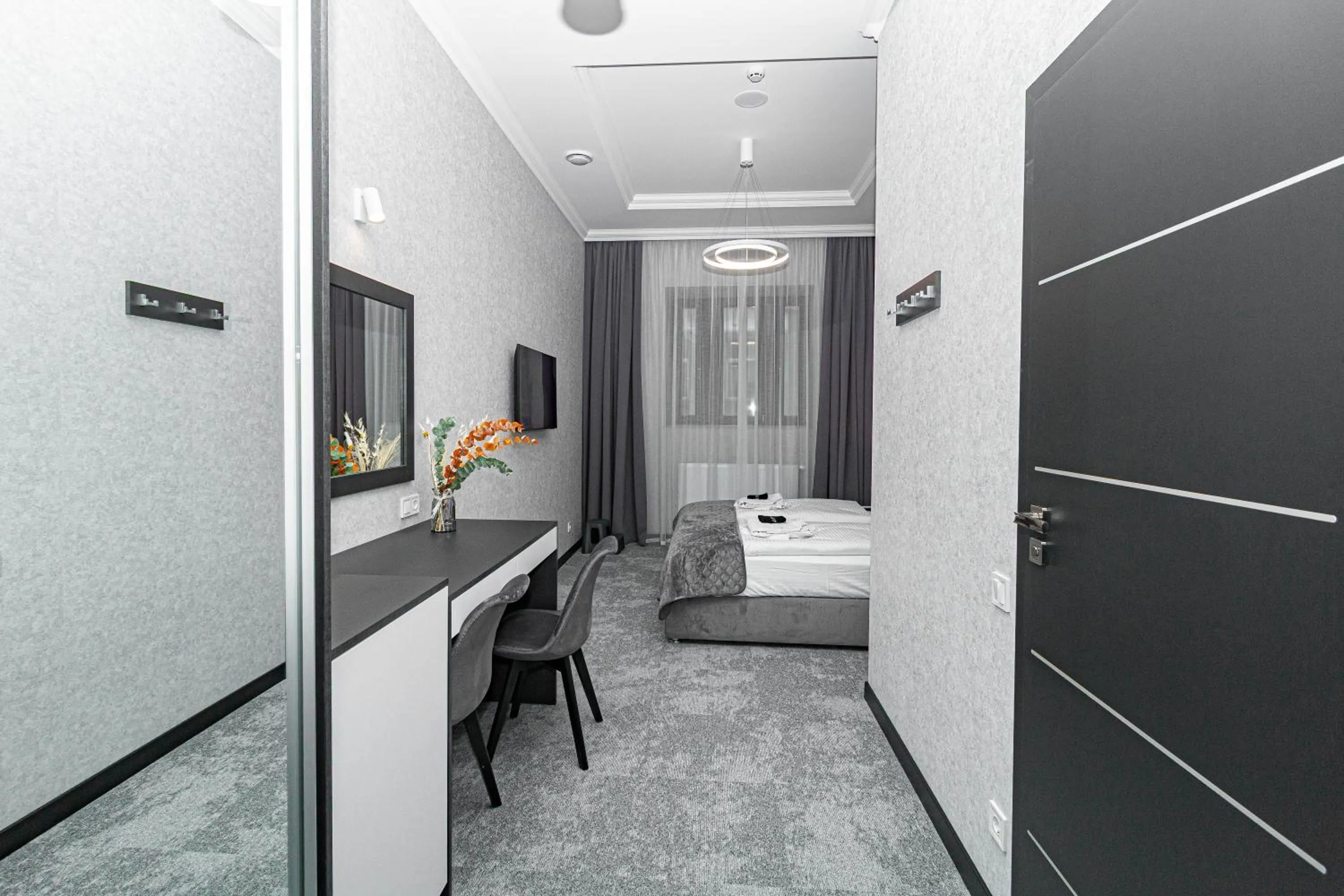 Bed in Opera Passage Hotel & Apartments