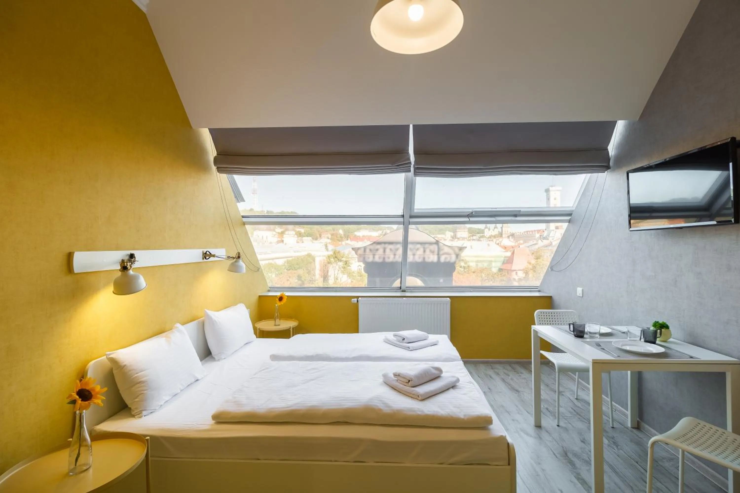 Bed in Opera Passage Hotel & Apartments