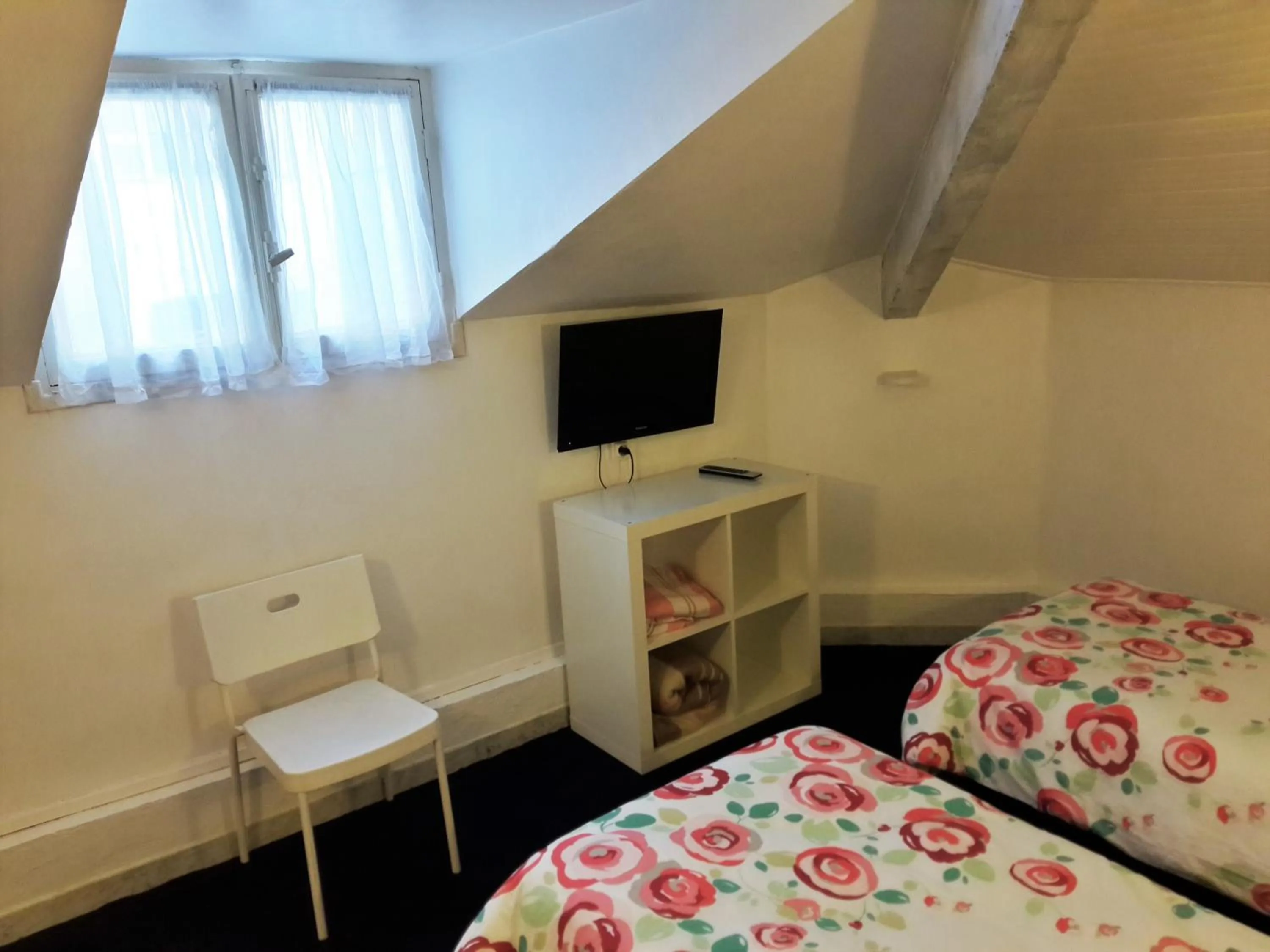 Bedroom in Hôtel Belle Meunière