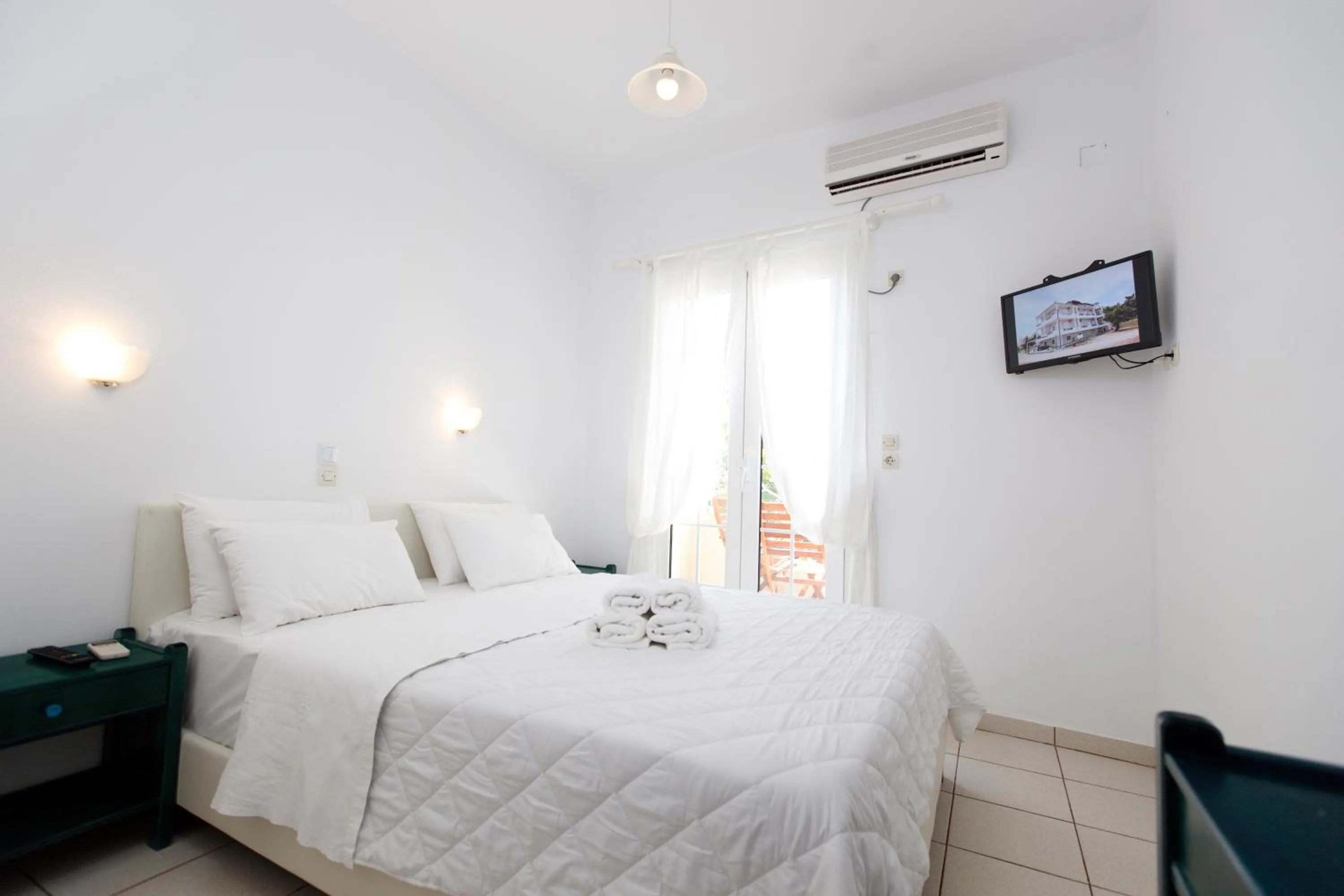 Kontogoni Rooms