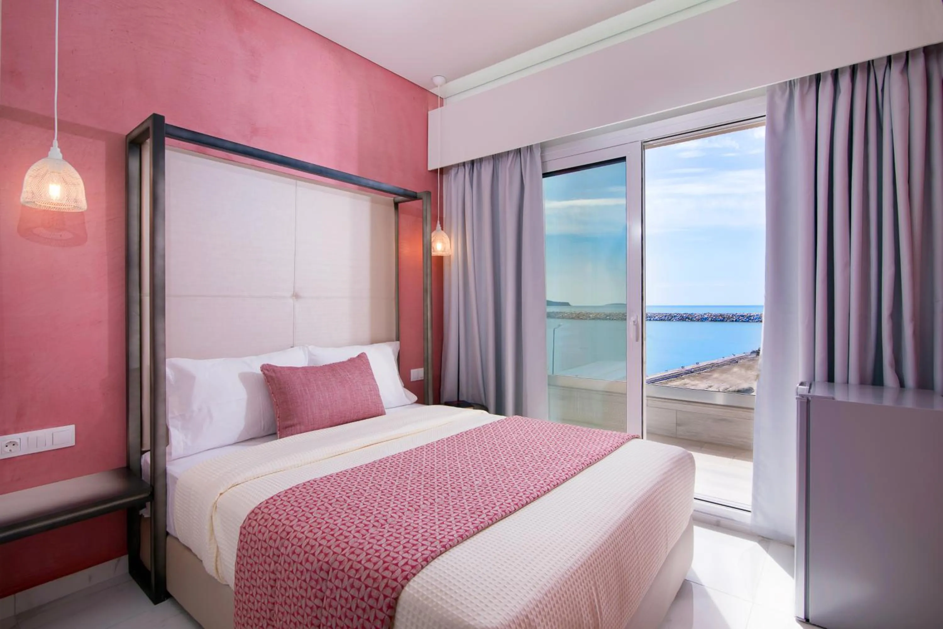 Molos Hotel