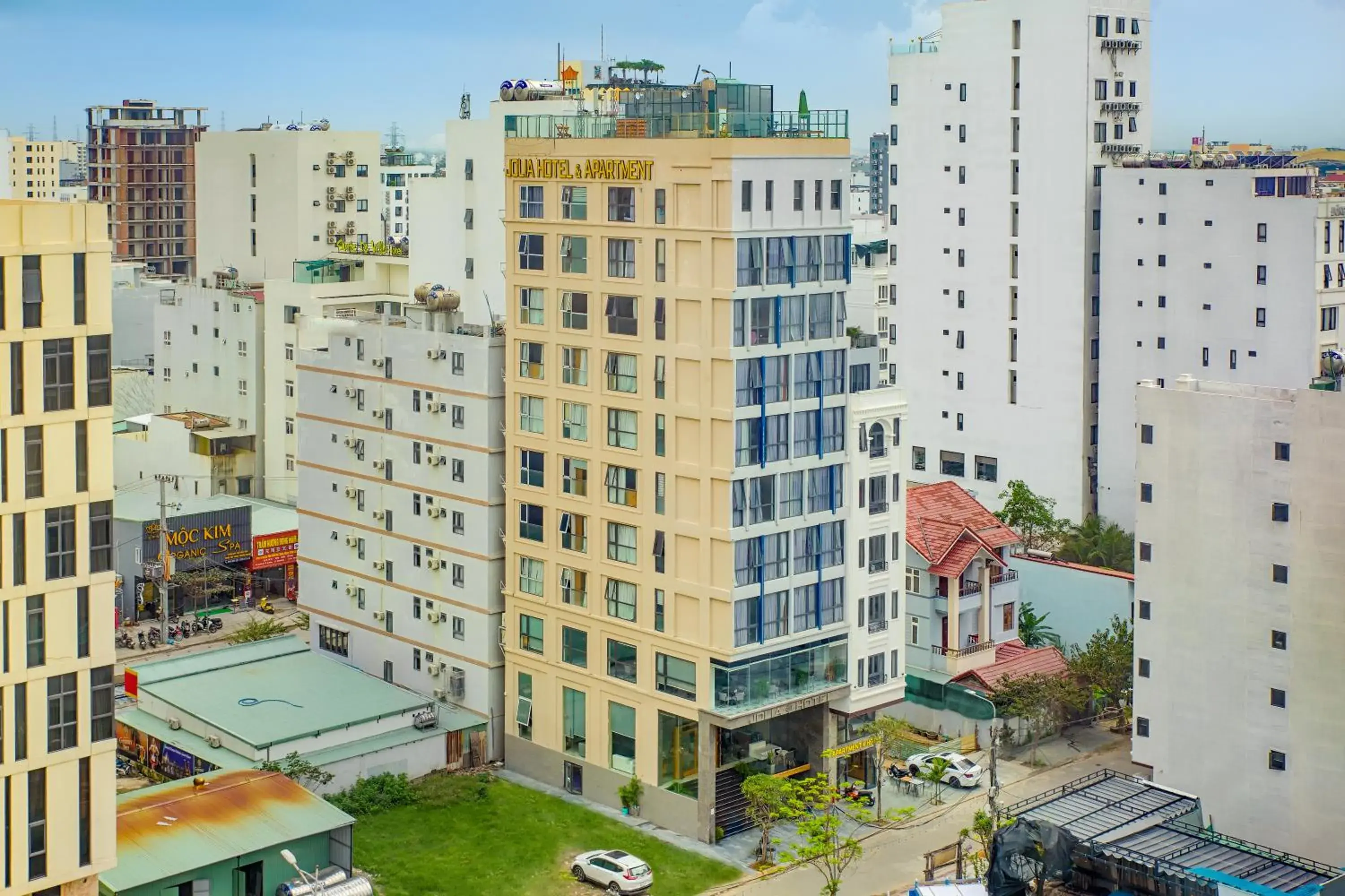 Property building in Jolia Hotel Danang Beach Property building in Jolia Hotel Danang Beach