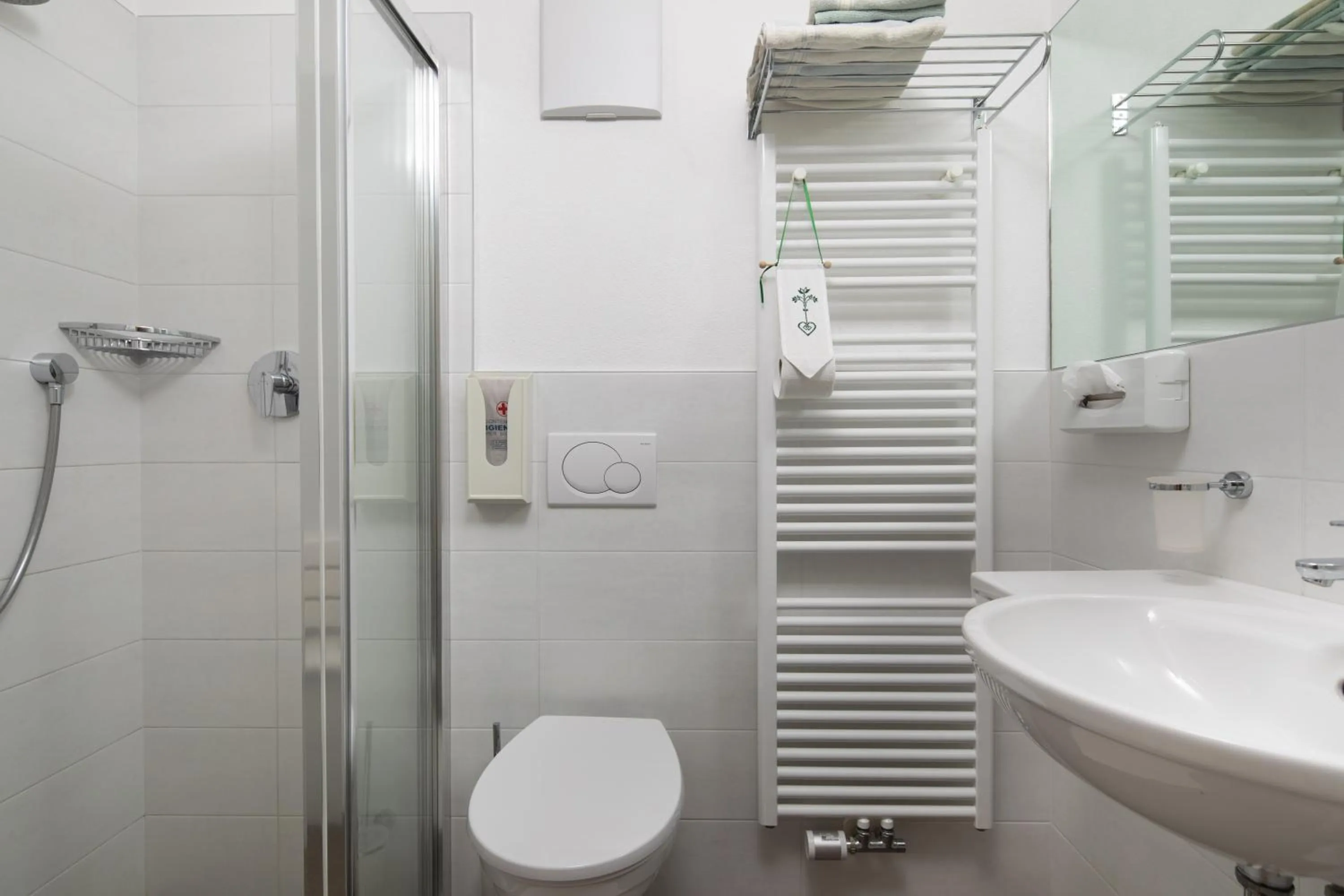 Bathroom in Declara B&B and apartaments