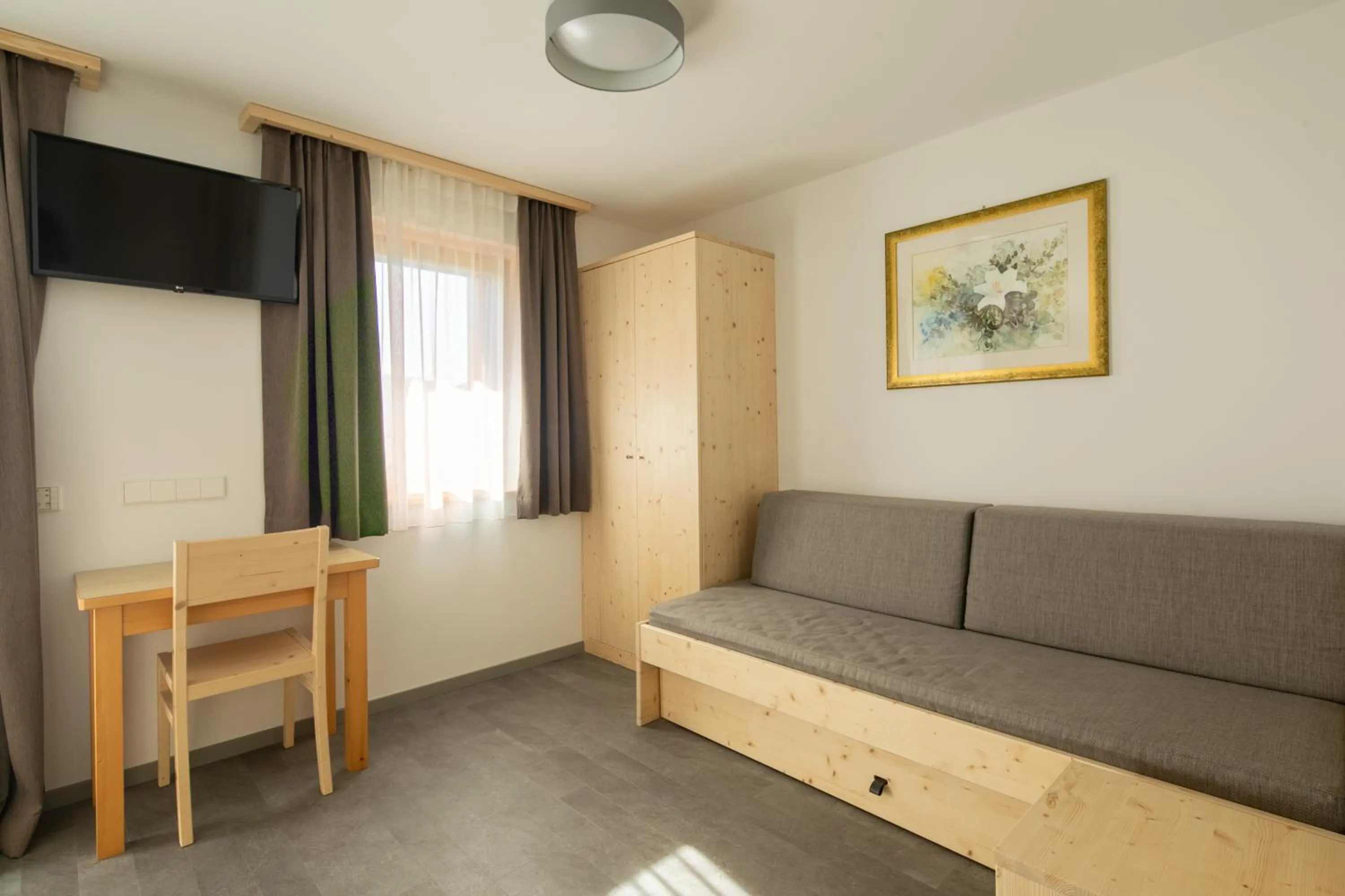 TV and multimedia in Declara B&B and apartaments