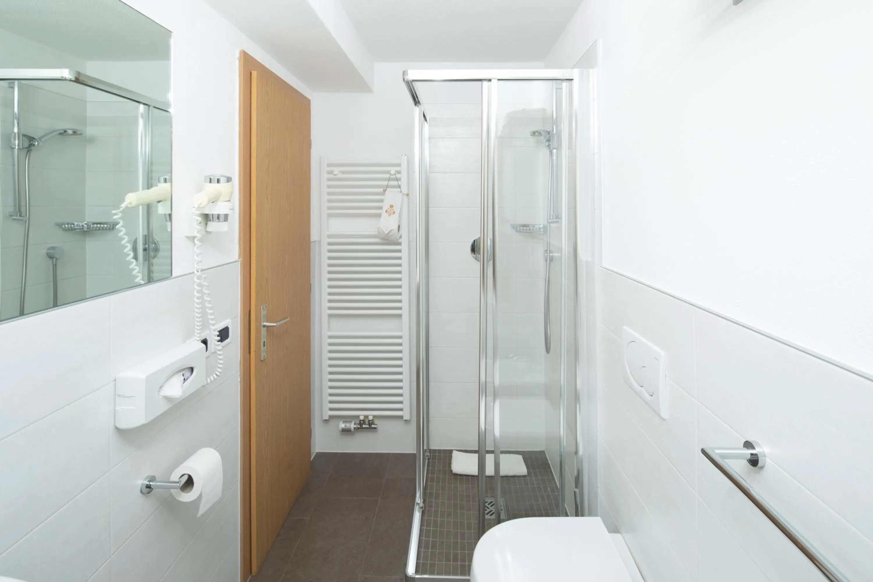 Bathroom in Declara B&B and apartaments