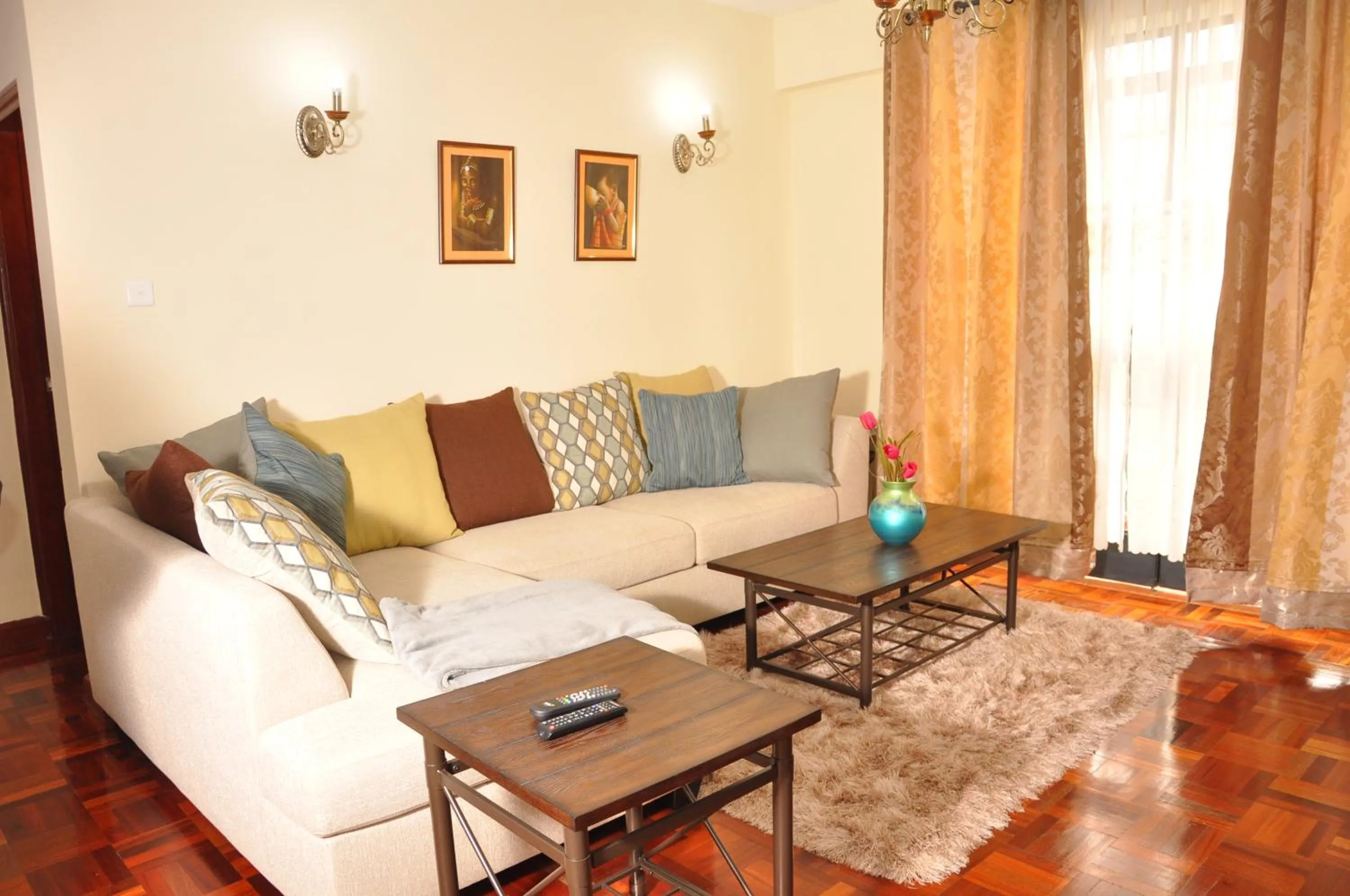 Apartment in Sherry Homes -Tausi