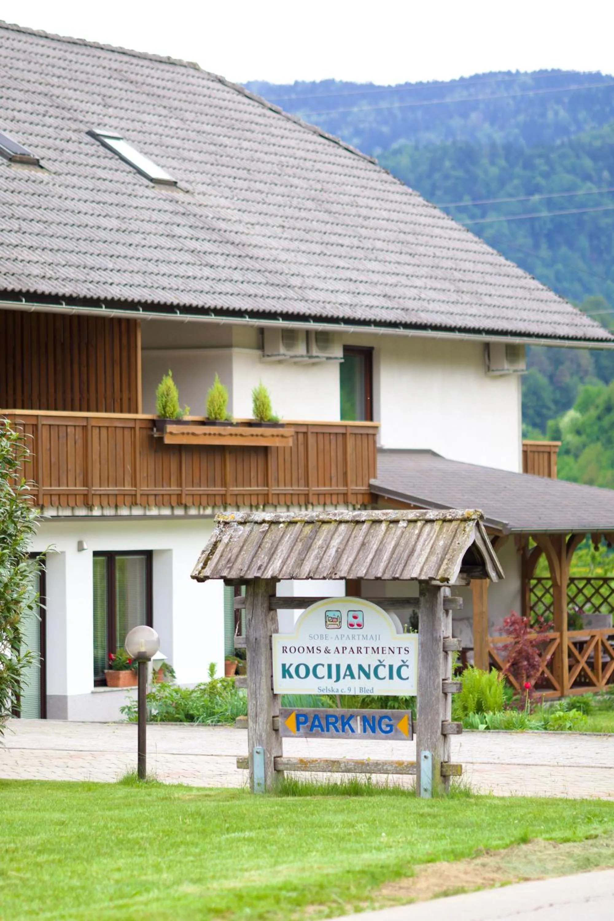 Property building in Apartments-Rooms Kocijancic