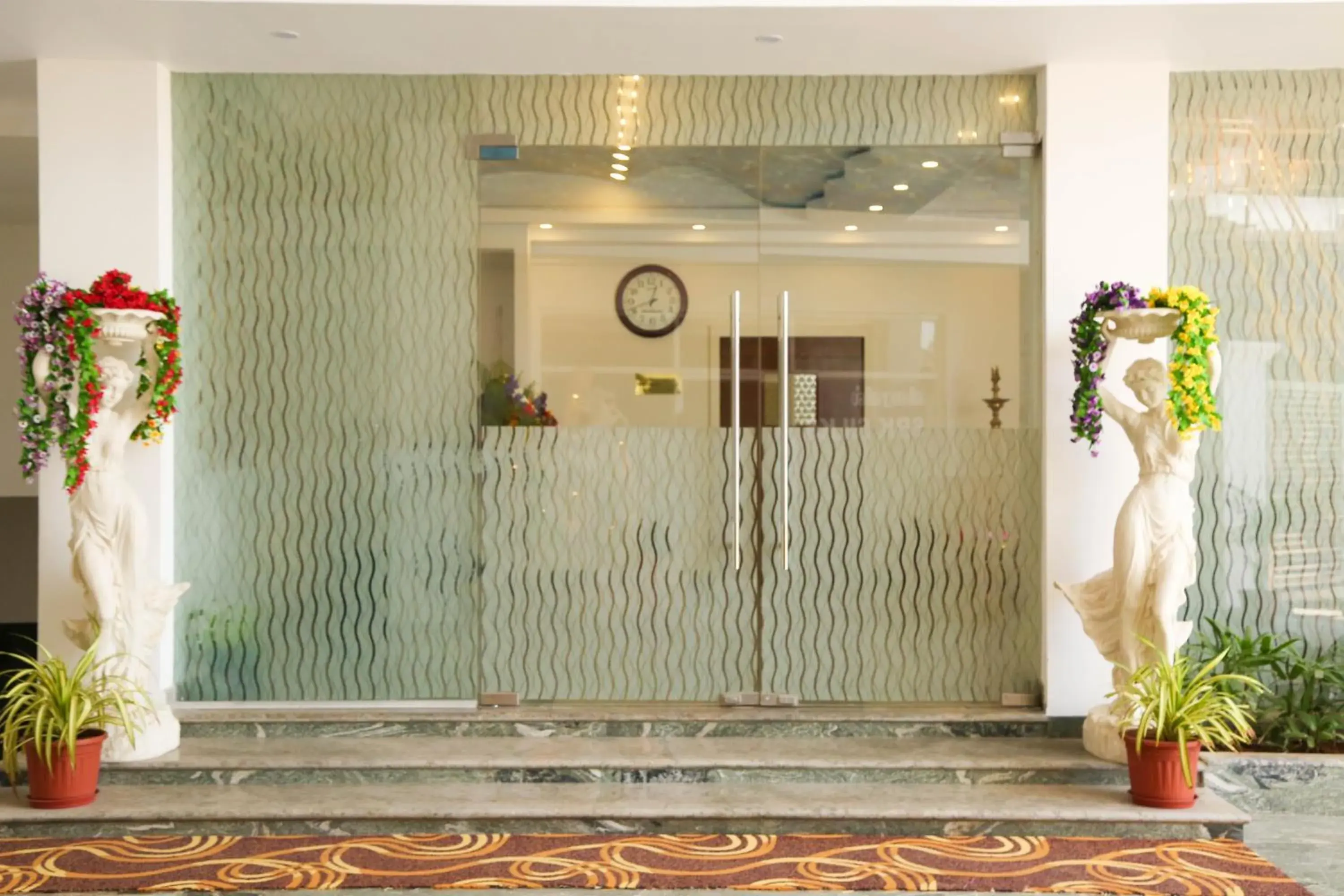 Facade/entrance in Sbk Park Inn Facade/entrance in Sbk Park Inn