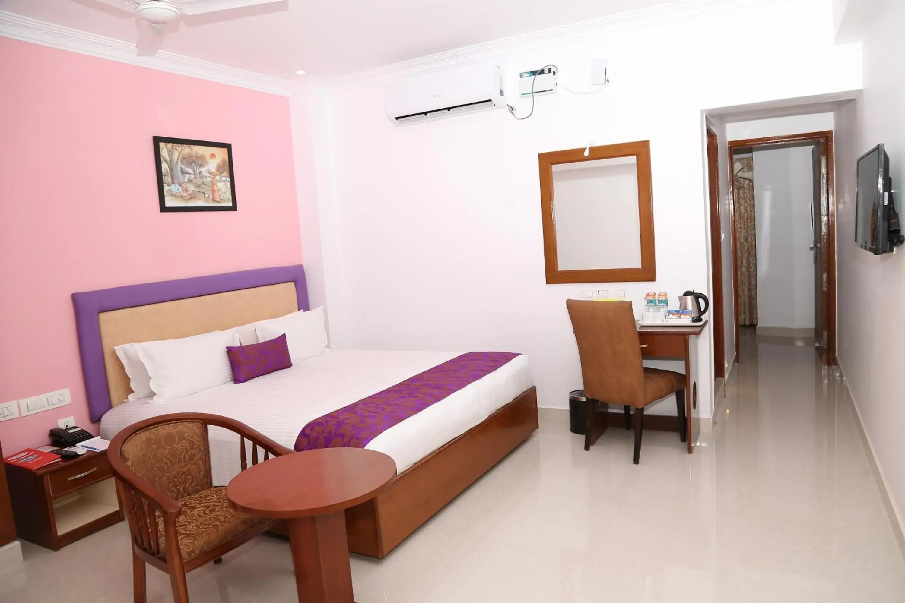 Photo of the whole room, Bed in Sbk Park Inn Photo of the whole room, Bed in Sbk Park Inn