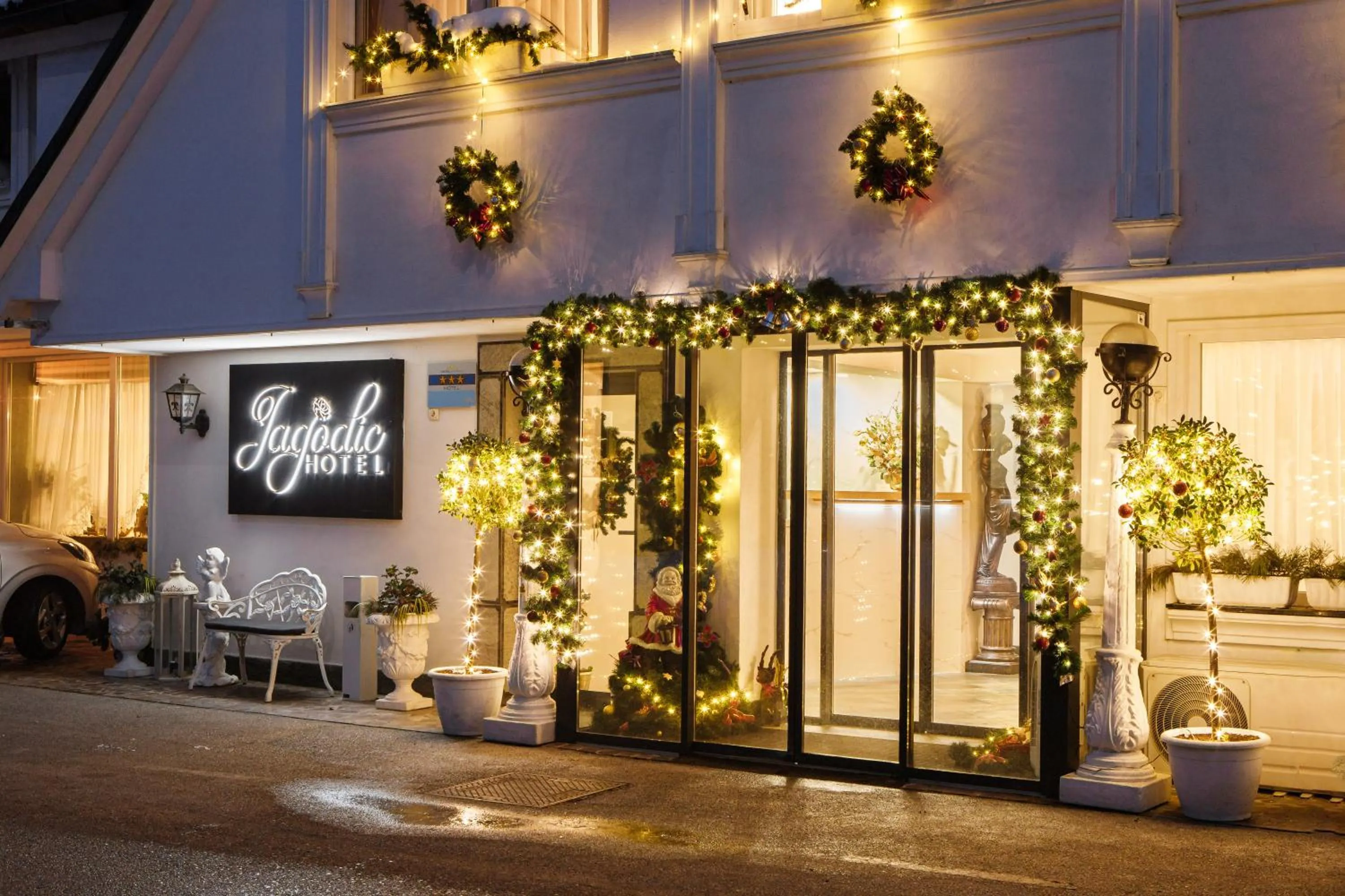 Property building in Jagodic Garni Hotel