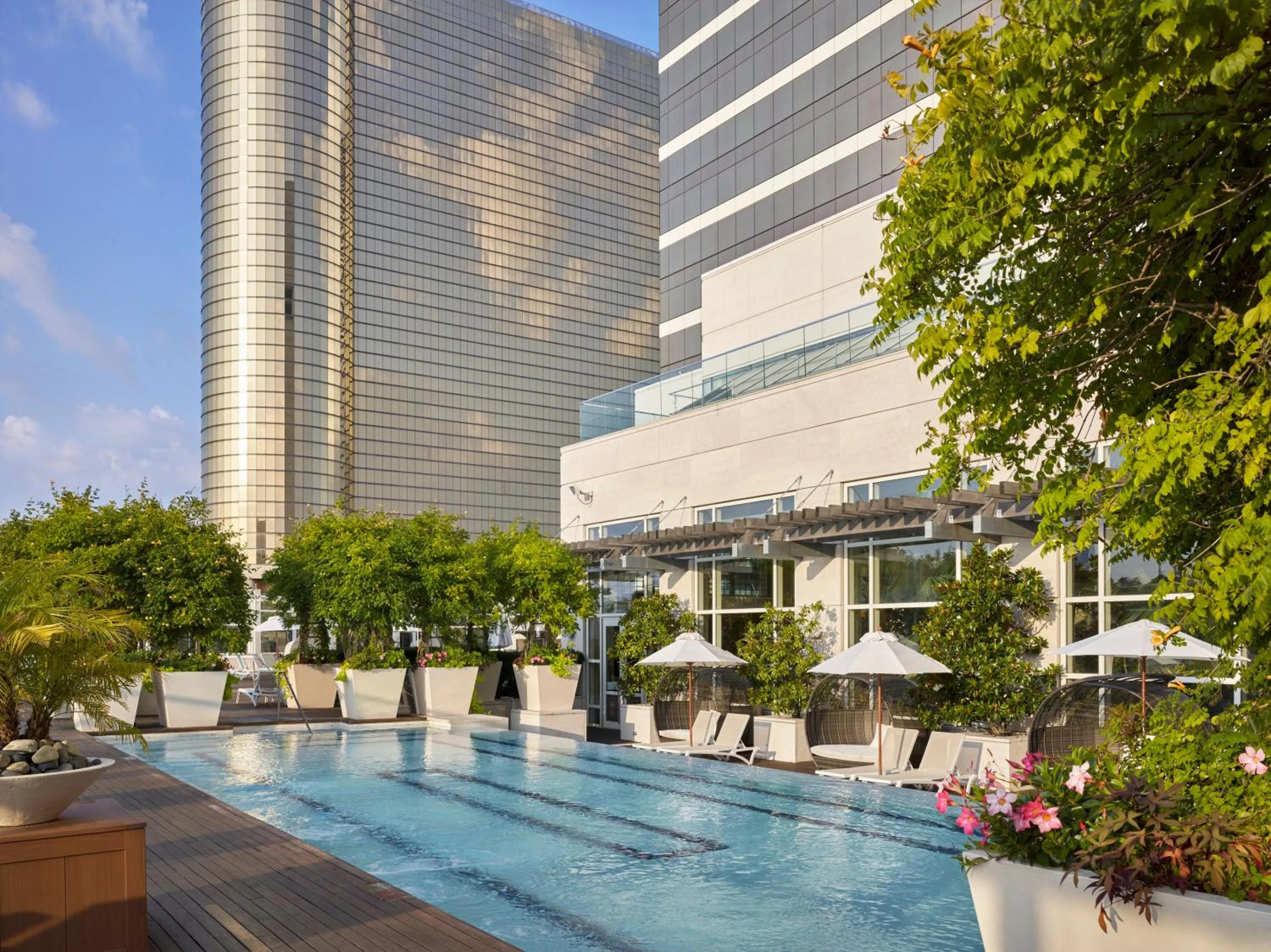 Swimming pool in Borgata Hotel Casino & Spa