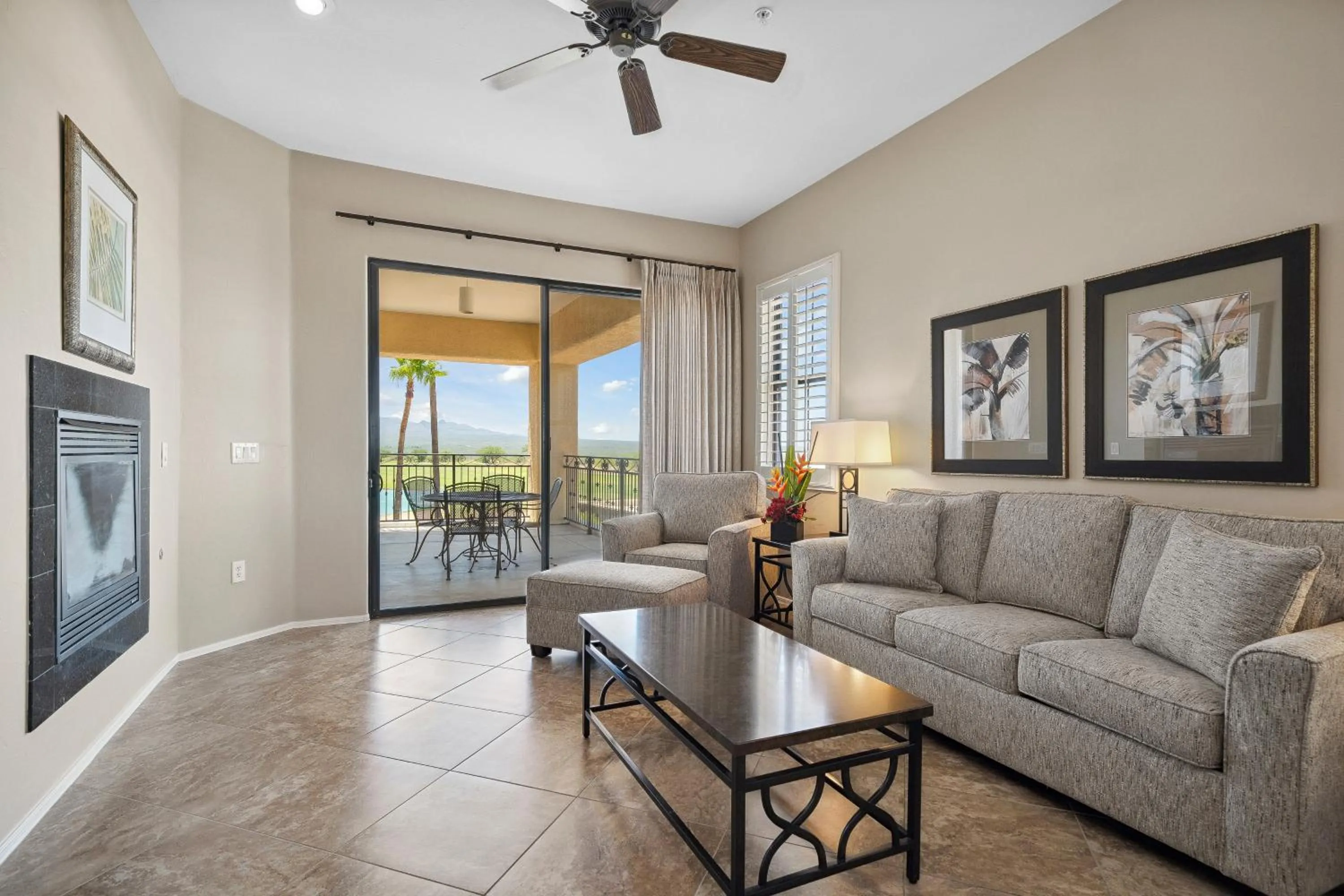 Living room in Canoa Ranch Golf Resort
