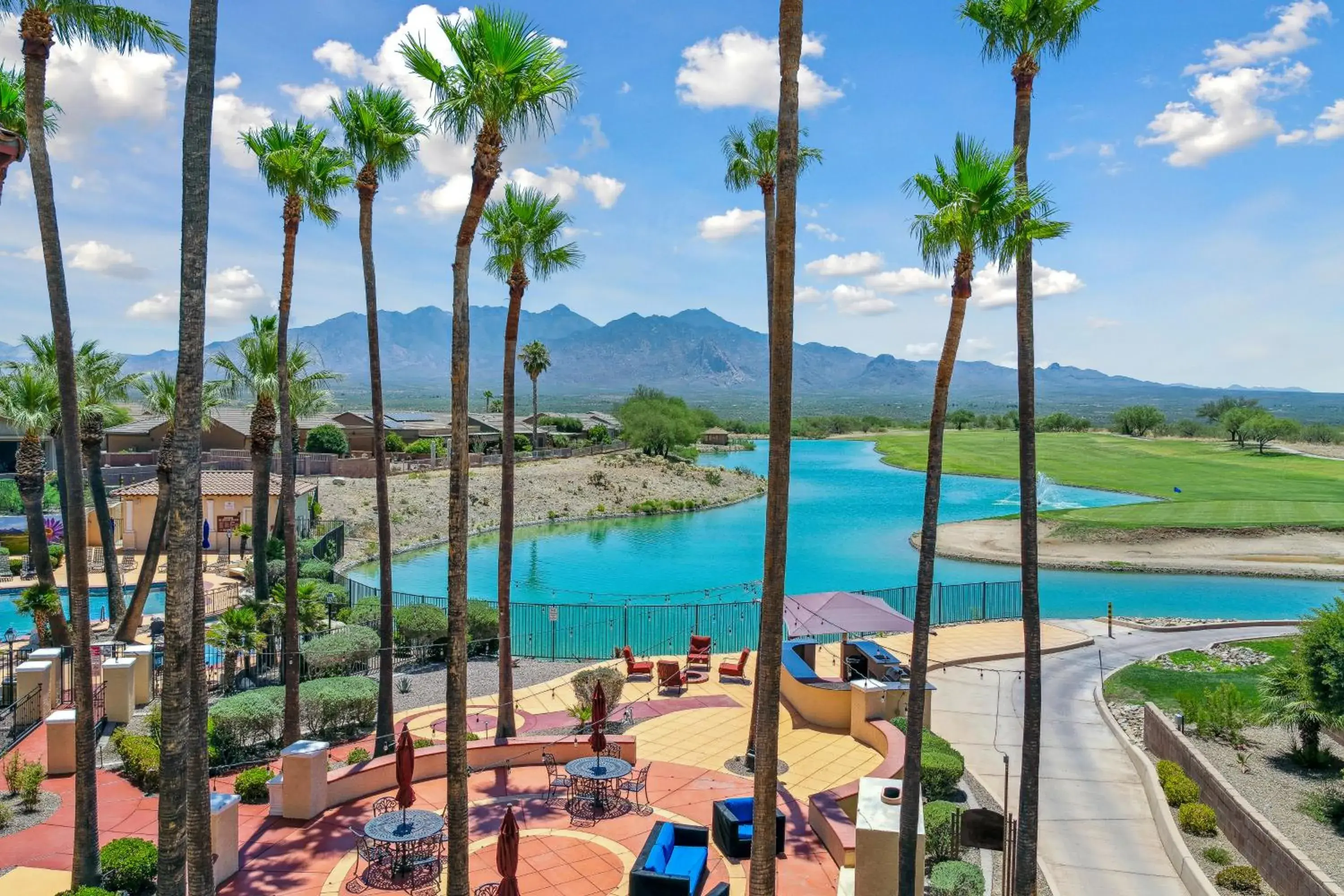 Lake view in Canoa Ranch Golf Resort Lake view in Canoa Ranch Golf Resort