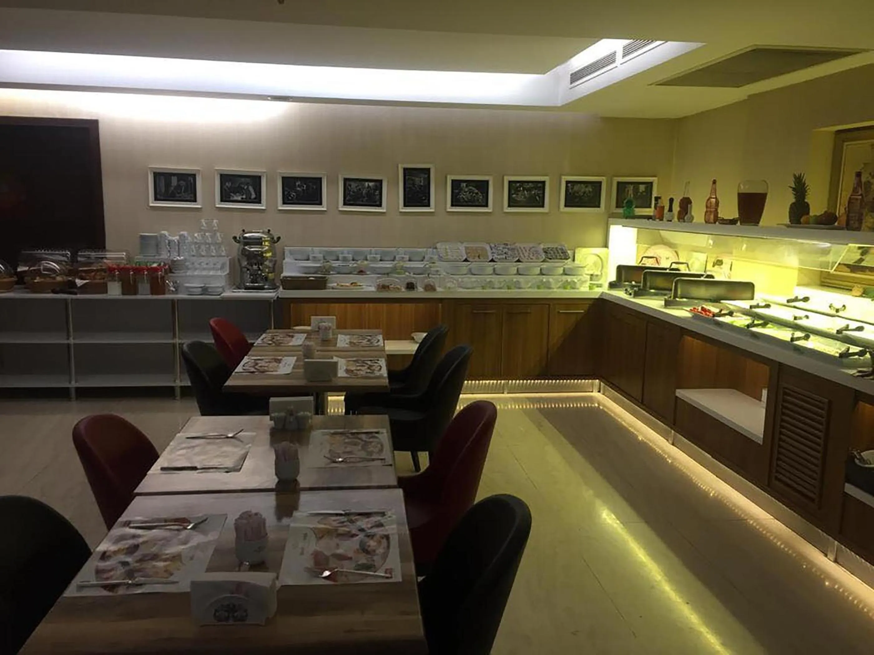 Buffet breakfast in Imamoglu Pasa Butik Hotel