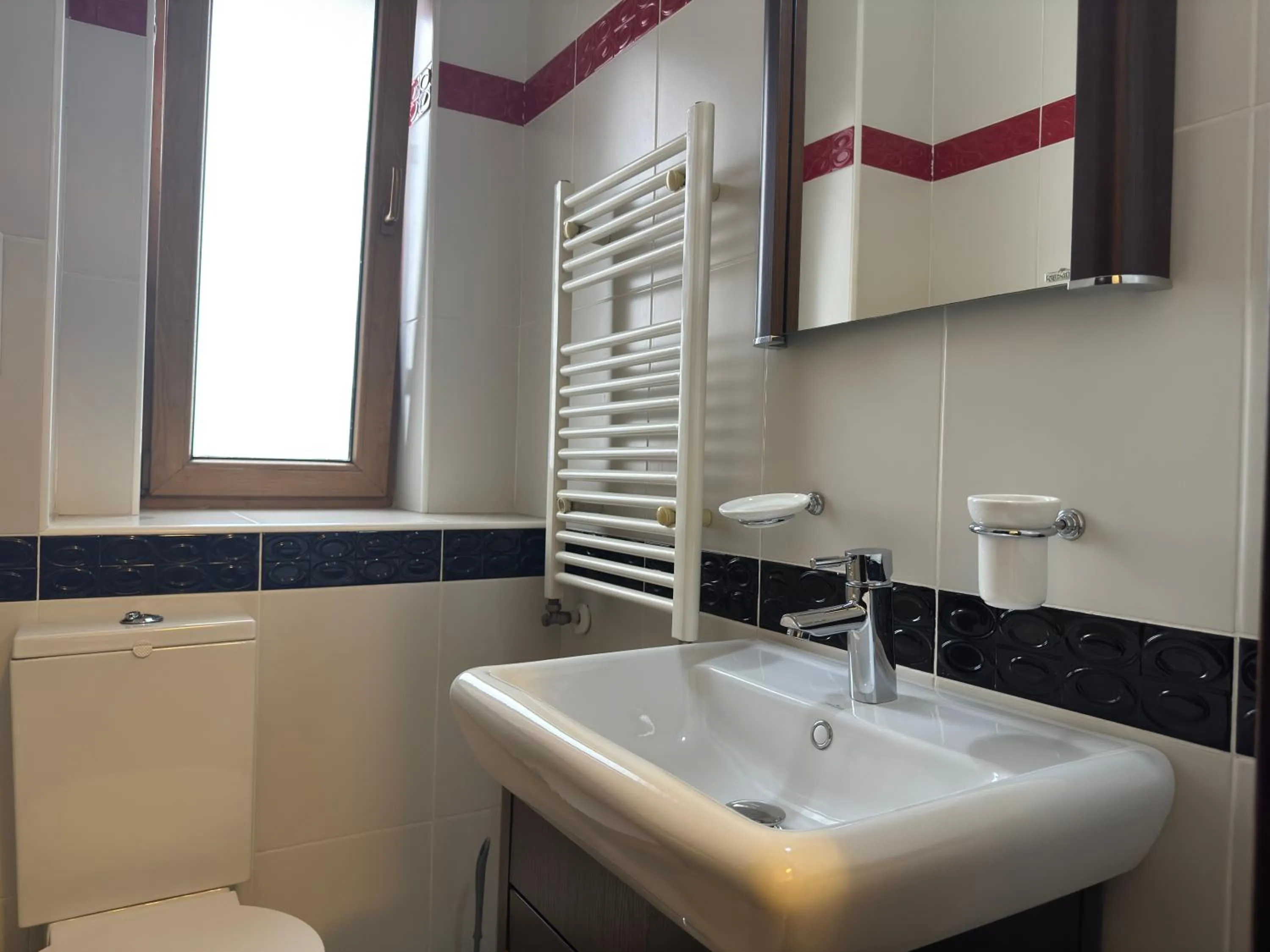 Toilet in Monte Carlo Palace Suites