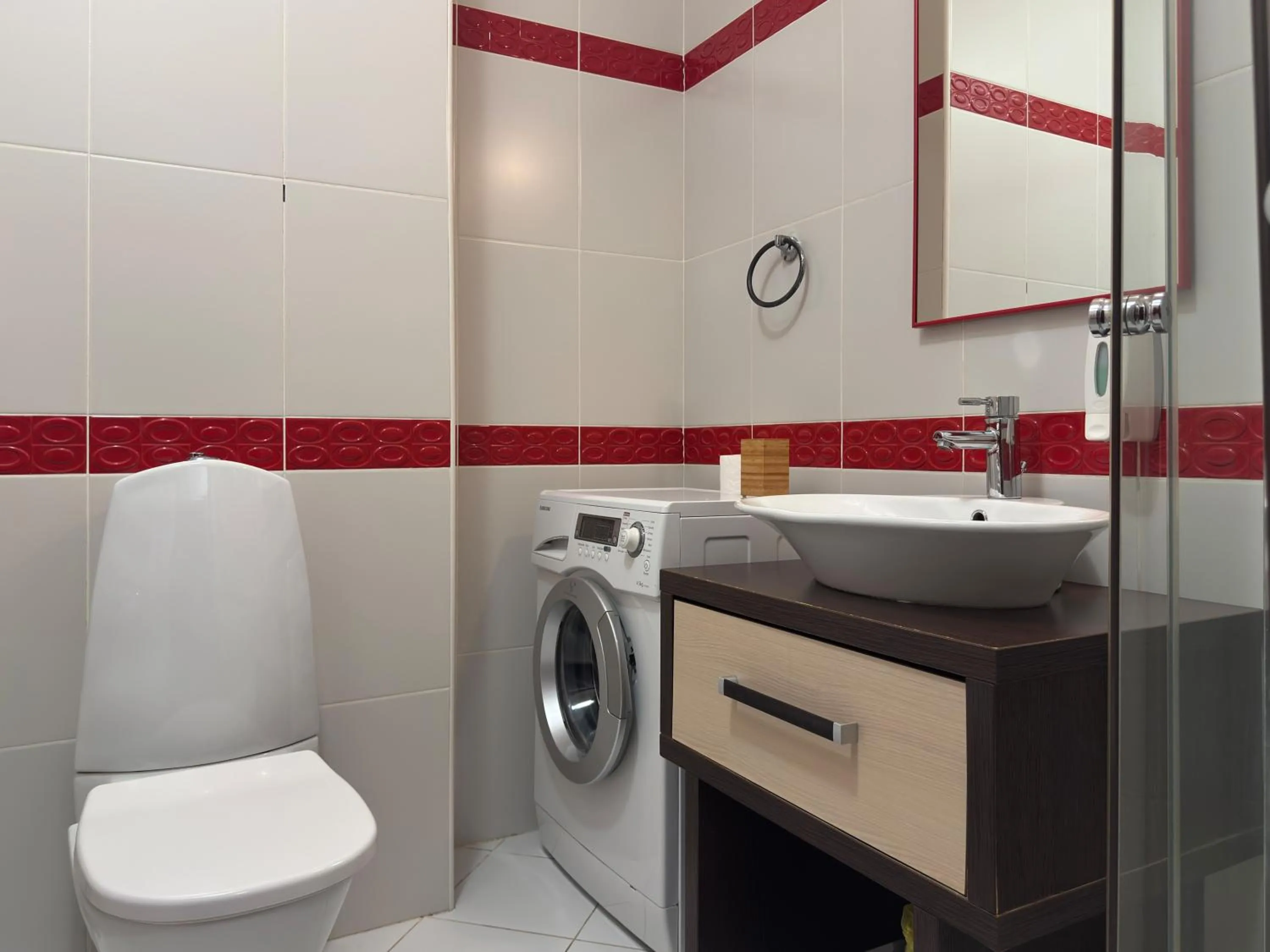 Bathroom in Monte Carlo Palace Suites