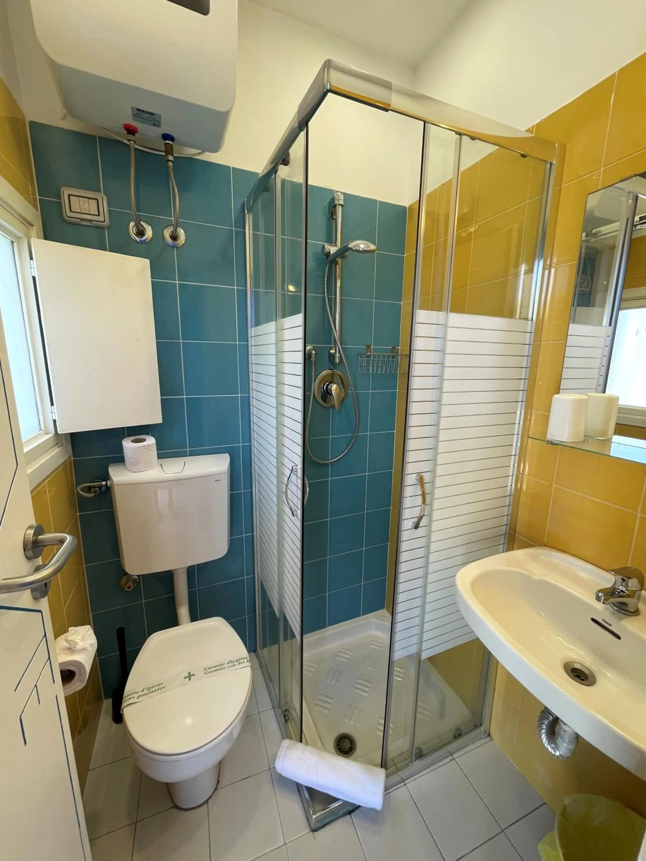 Shower in Villaggio Turistico Europeo