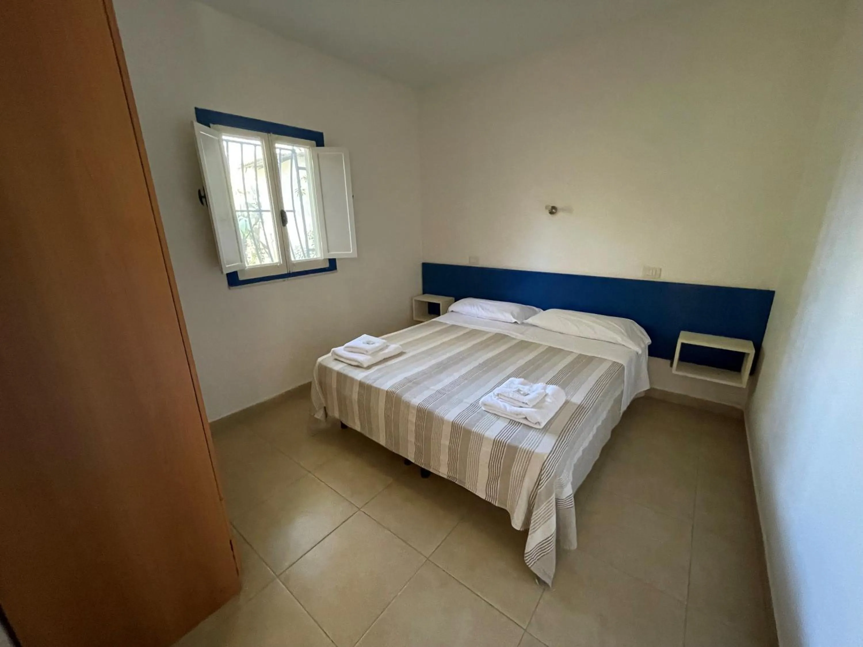 Bed in Villaggio Turistico Europeo