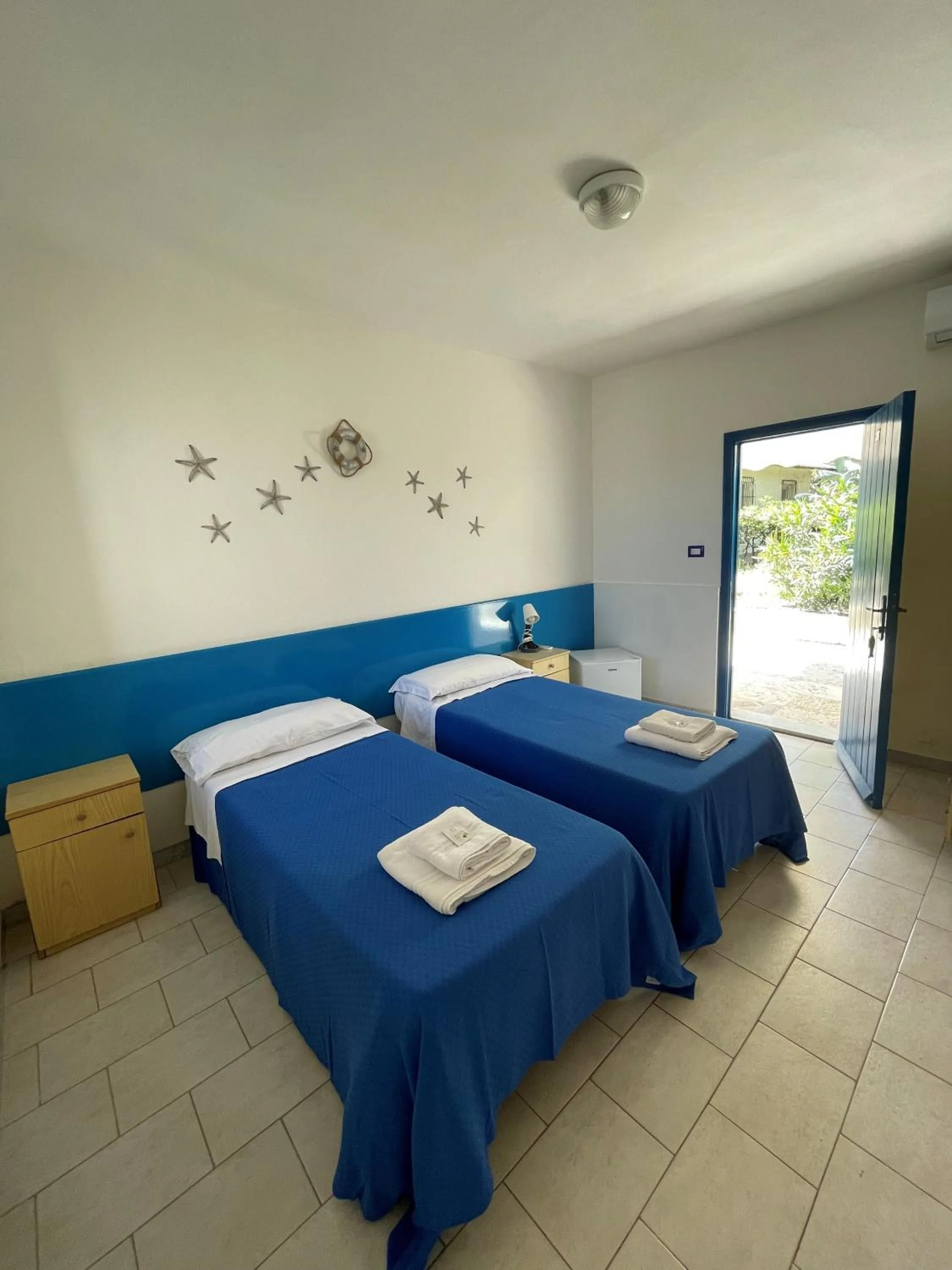 Bed in Villaggio Turistico Europeo