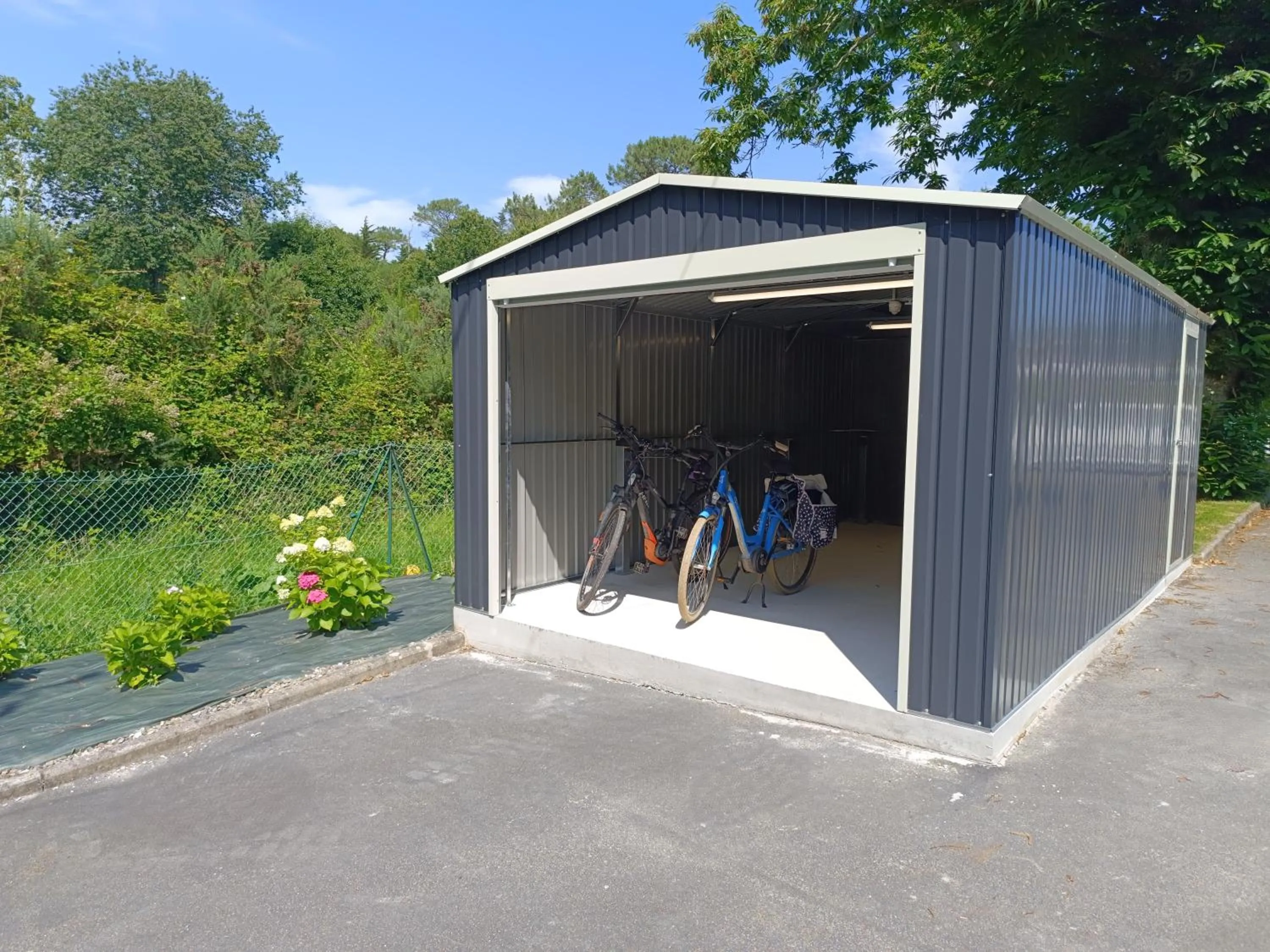 Property building in Kyriad Quimper - Pont-l'Abbé