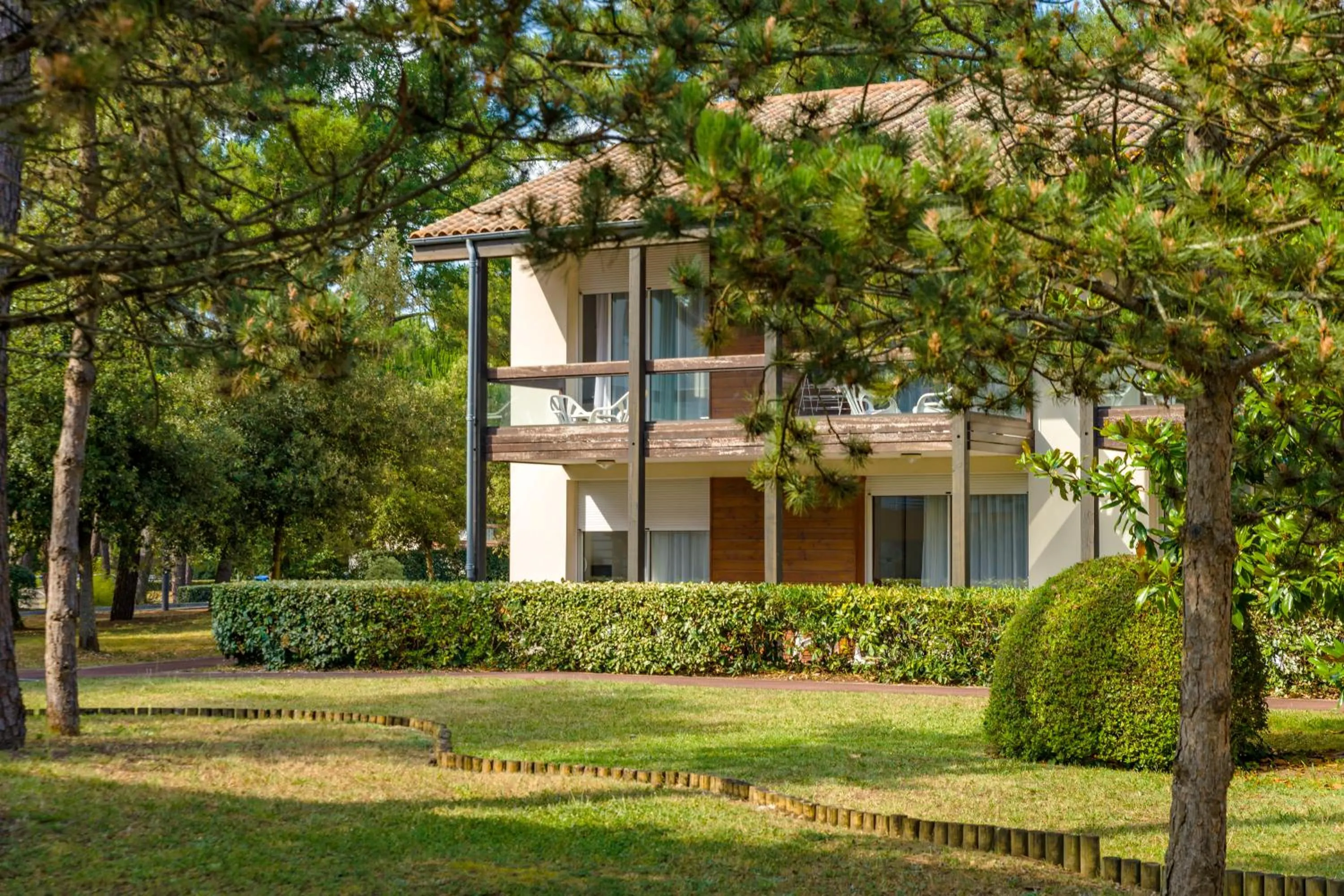 Property building in Azureva Ronce les Bains