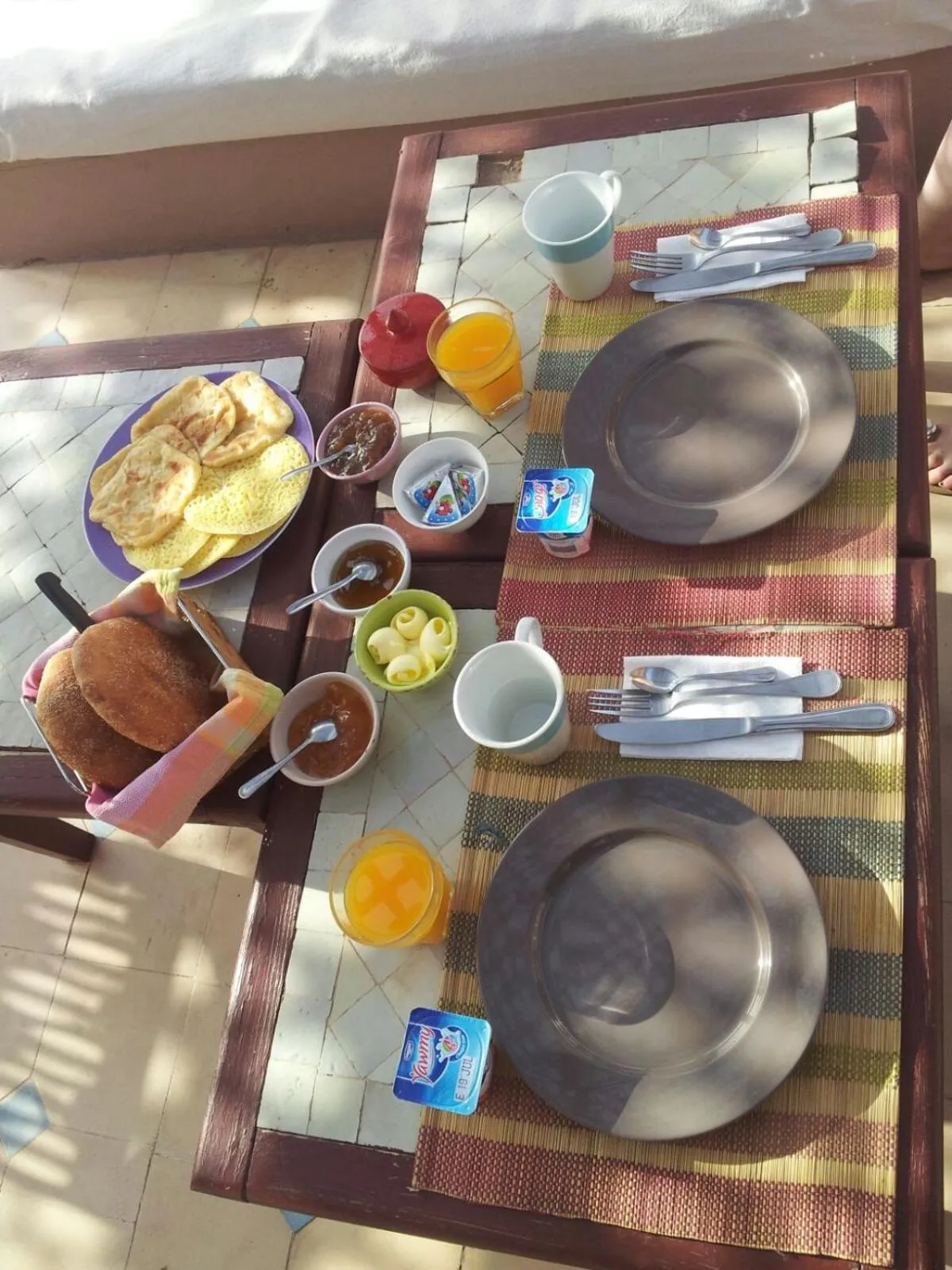 Restaurant/places to eat in Riad Bayti