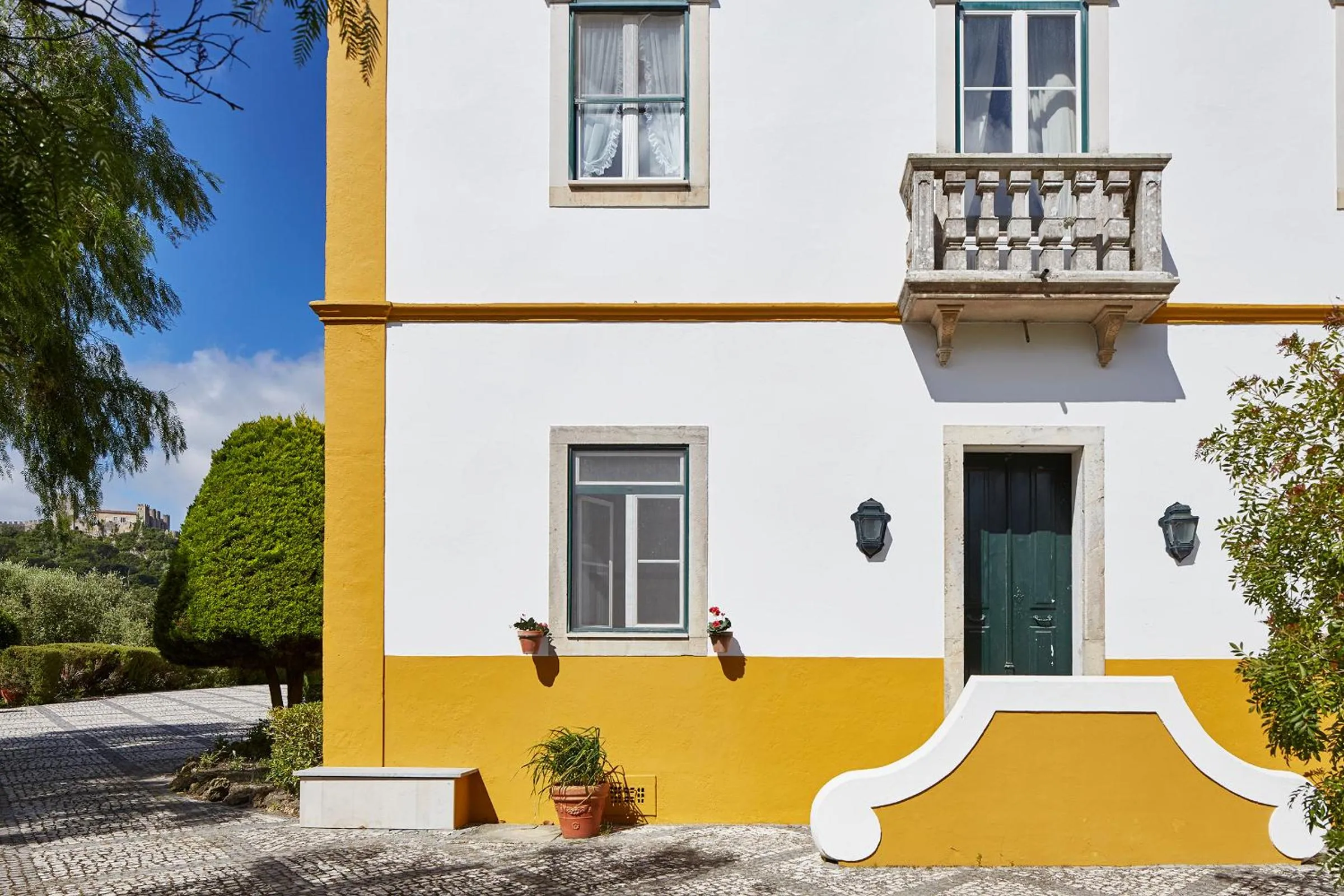 Property building in Casa D Obidos