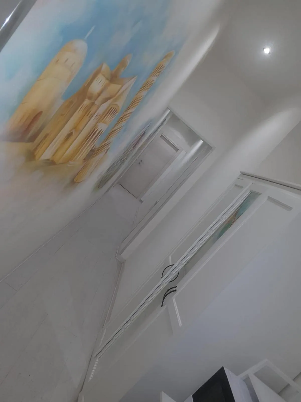 Decorative detail in Bed Rho Stazione - Fiera