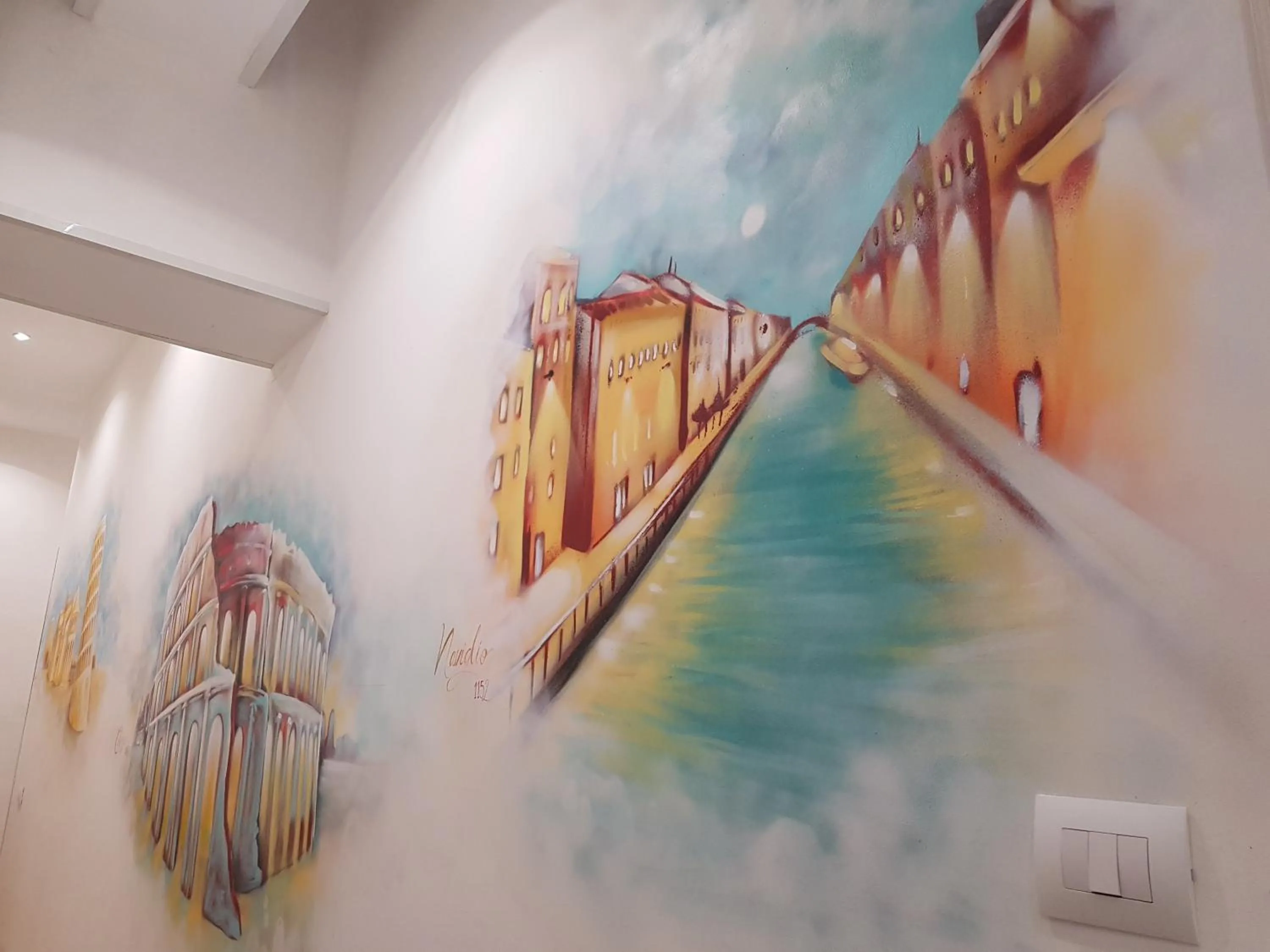 Decorative detail in Bed Rho Stazione - Fiera