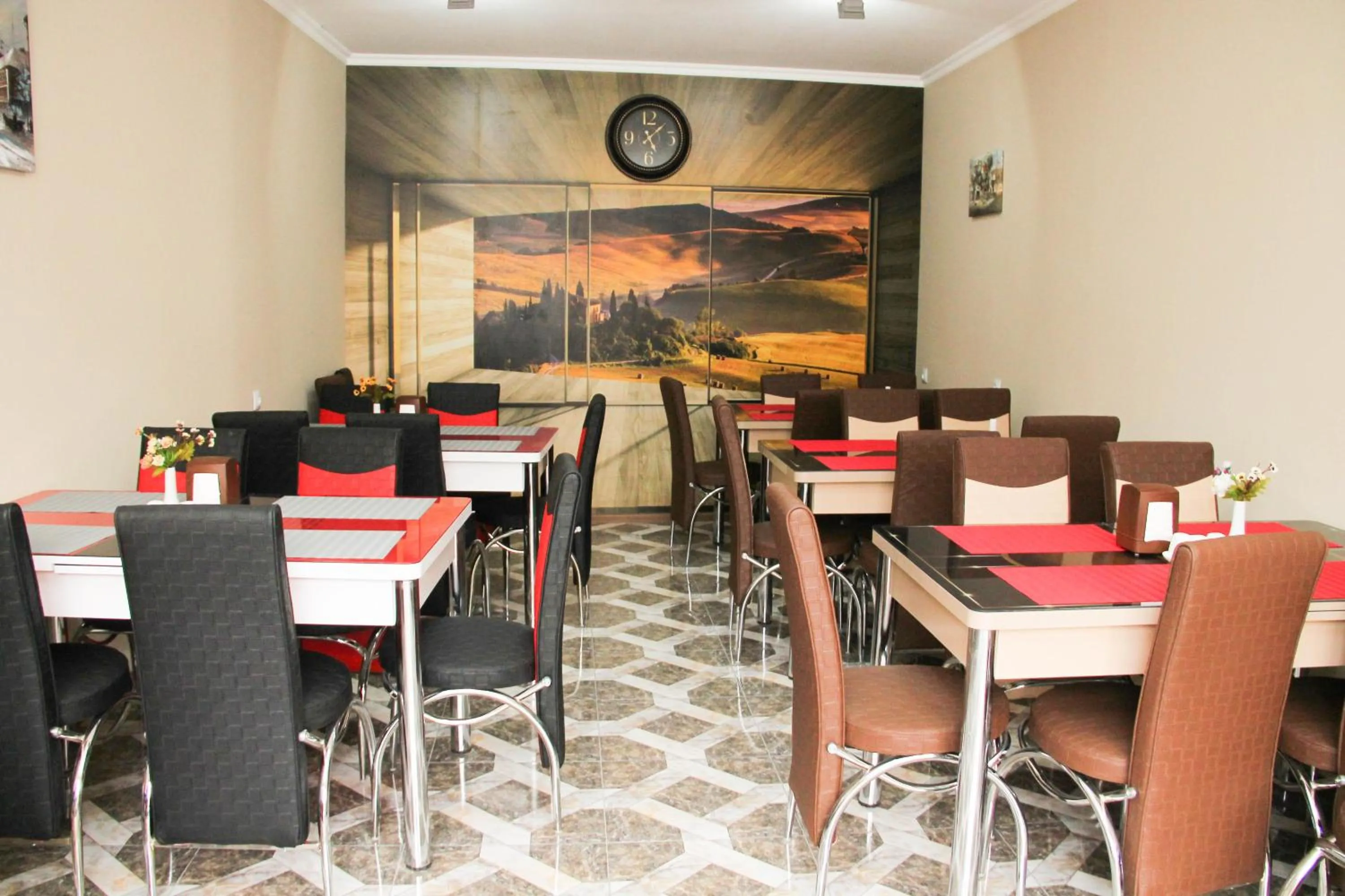 Restaurant/places to eat in Hotel Dimasi