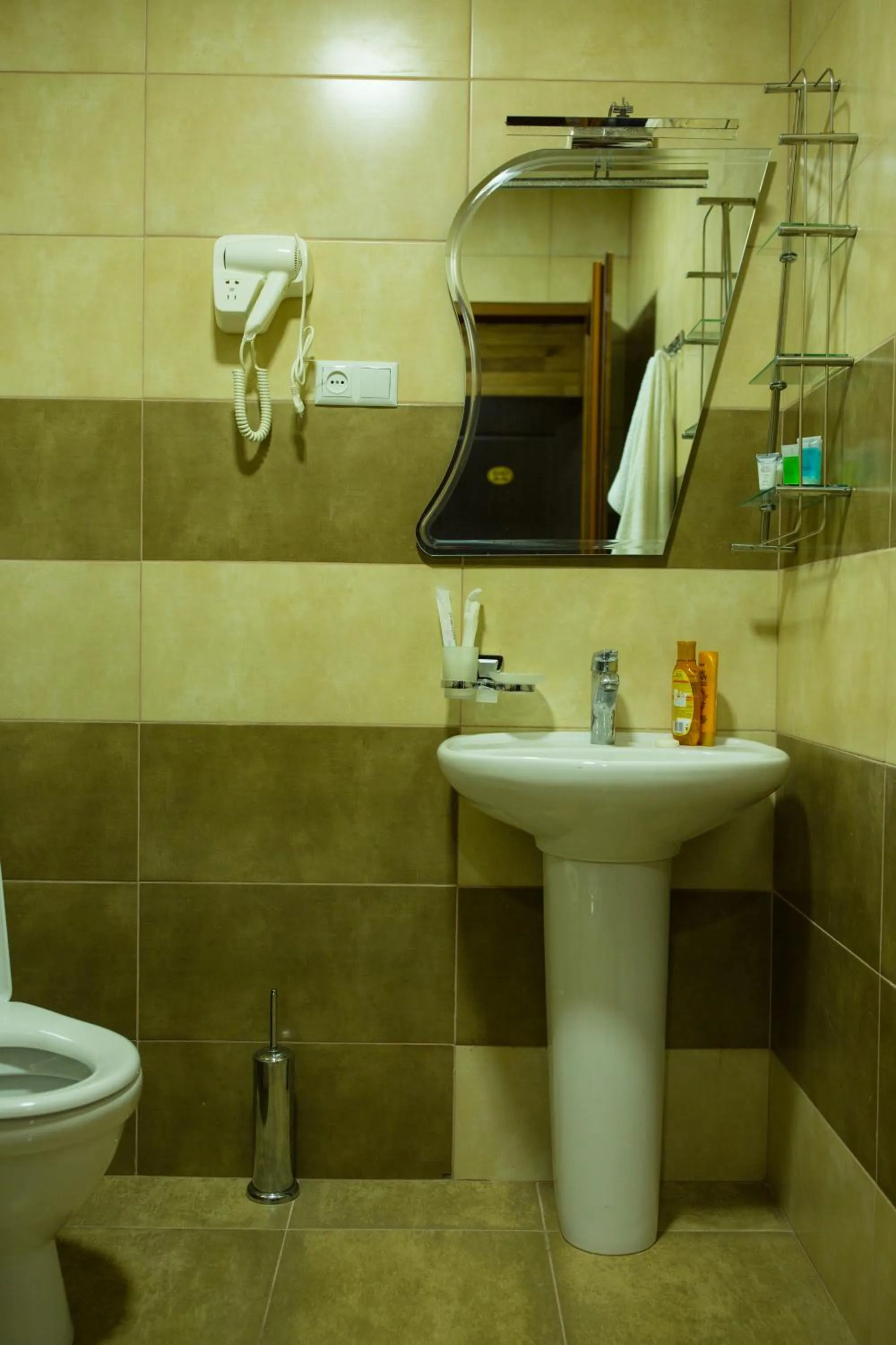 Bathroom in Hotel Dimasi