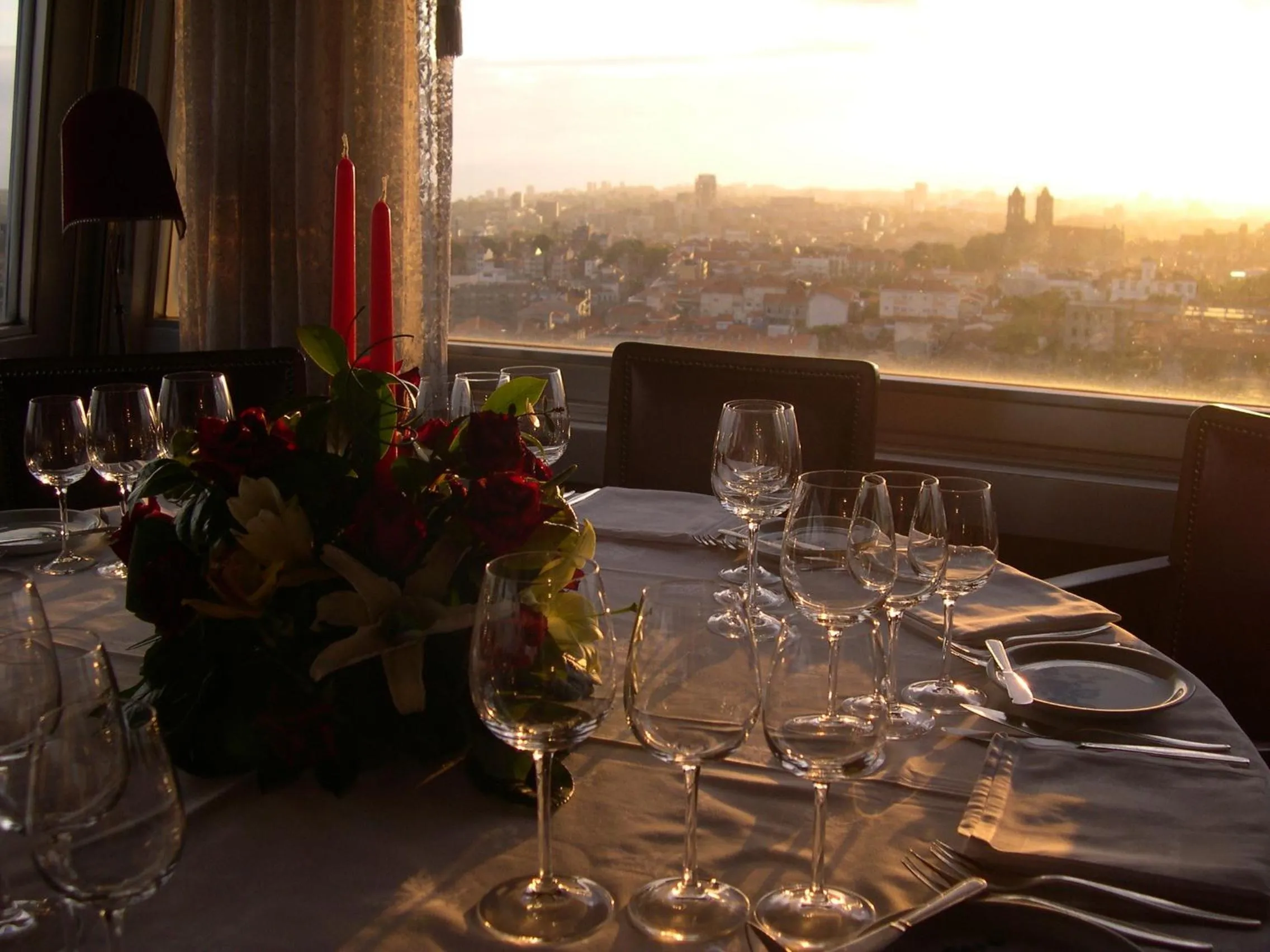 Restaurant/places to eat in Hotel Miradouro