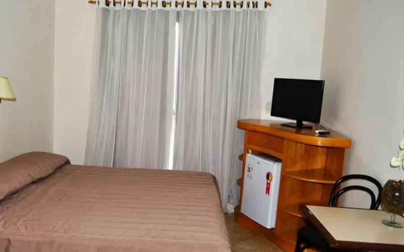 TV and multimedia, Bed in Hotel São Luiz