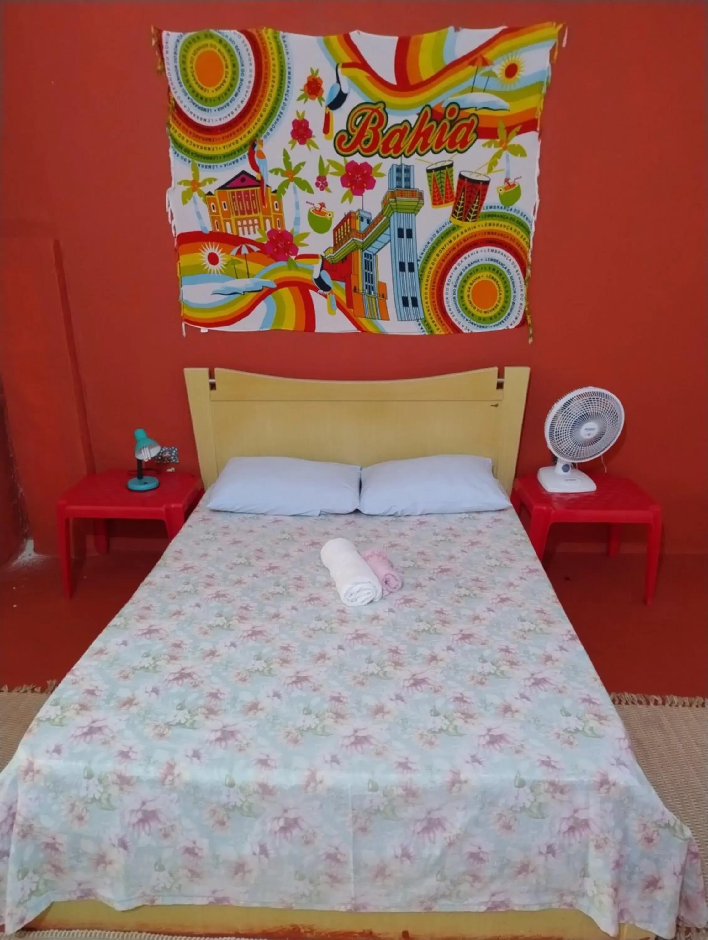 Single Room with Private Bathroom - single occupancy in Perto Do Aeroporto De Salvador - Dona Pitanga Hostel Single Room with Private Bathroom - single occupancy in Perto Do Aeroporto De Salvador - Dona Pitanga Hostel