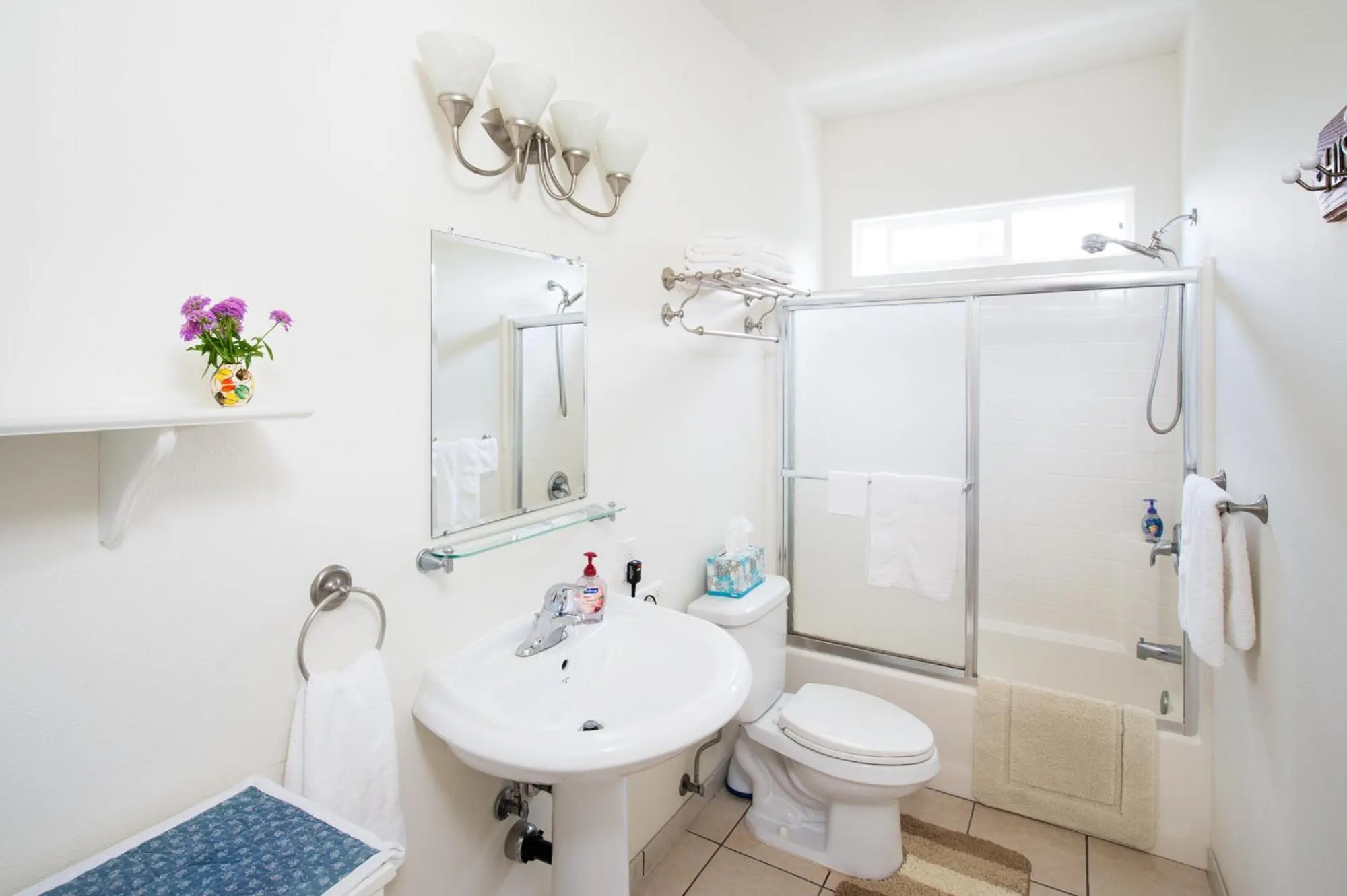 Shower in Bears' Place Guest House