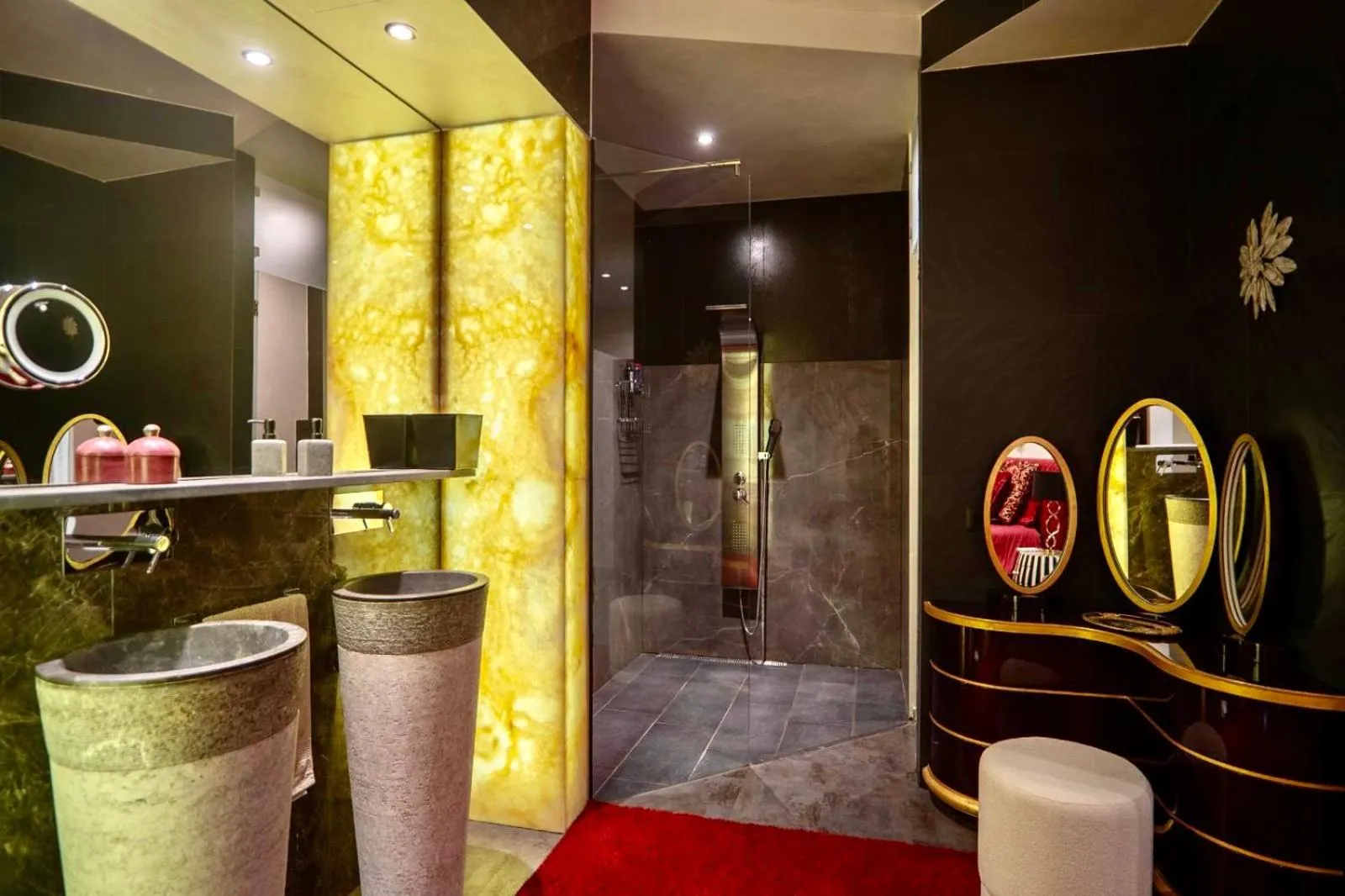 Shower in Baba Residences