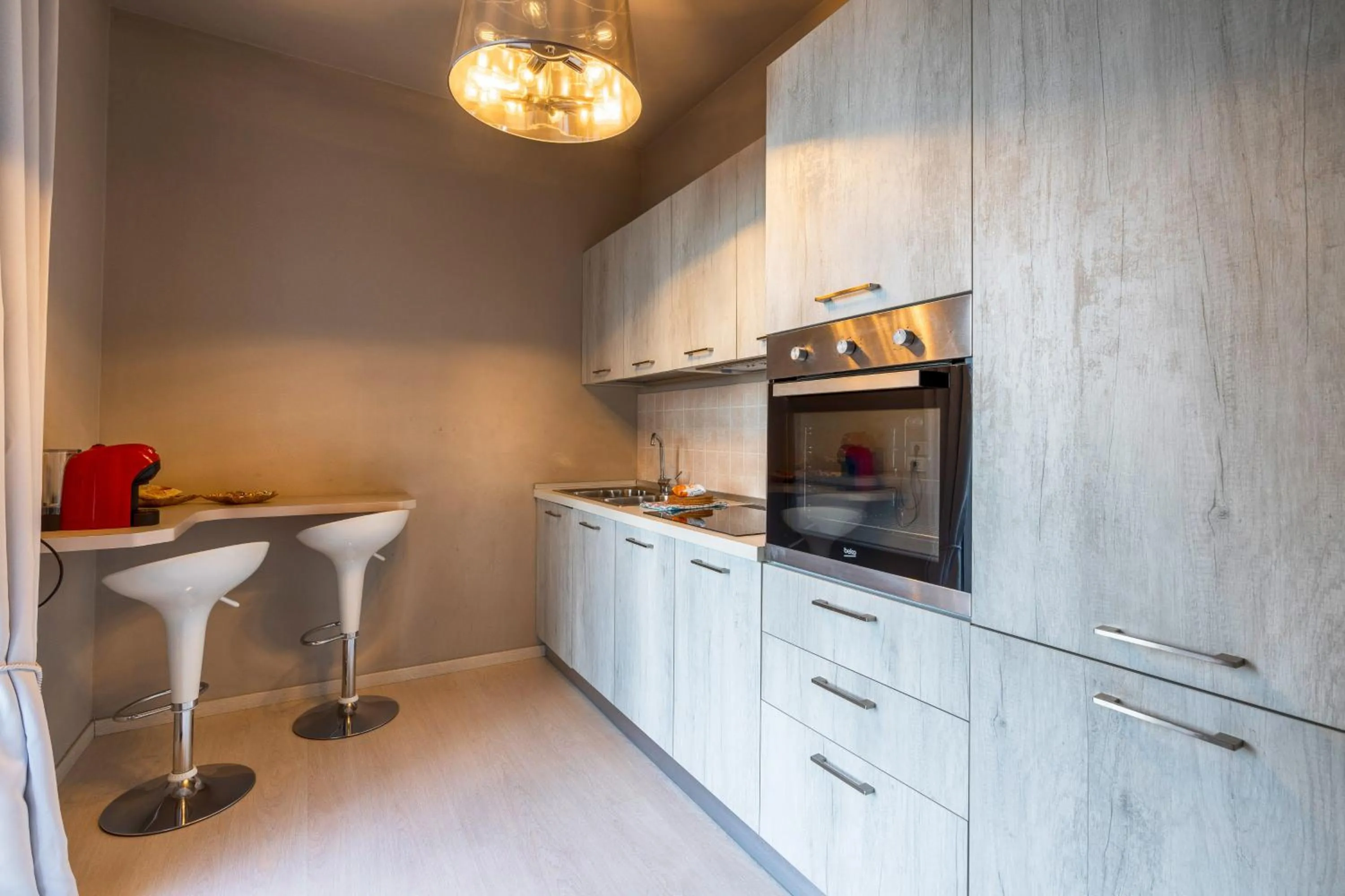 Kitchen or kitchenette in Baba Residences