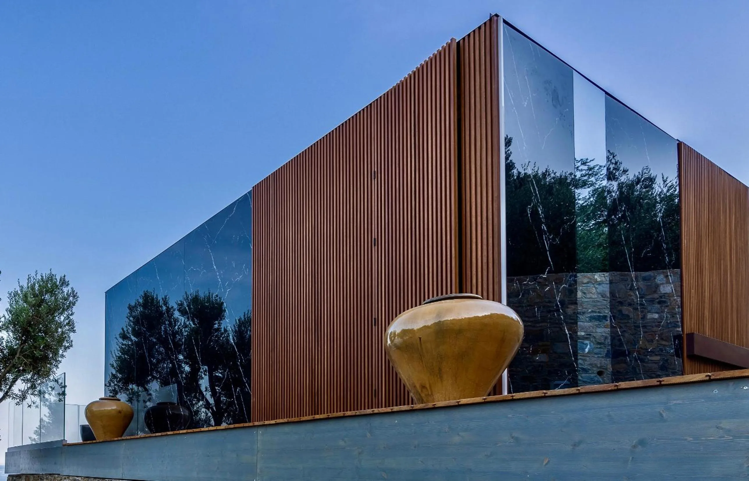 Property building in Baba Residences